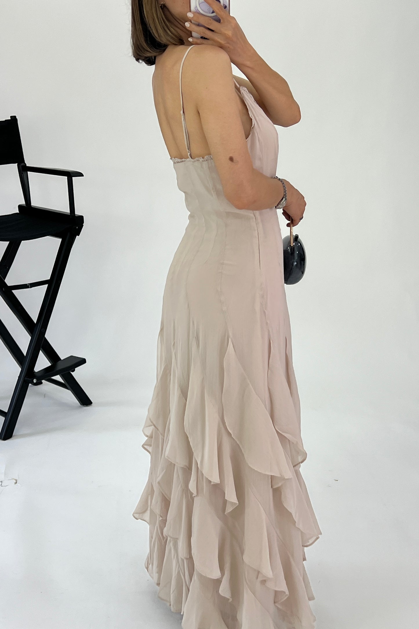 VESTIDO DETALLE OLANES