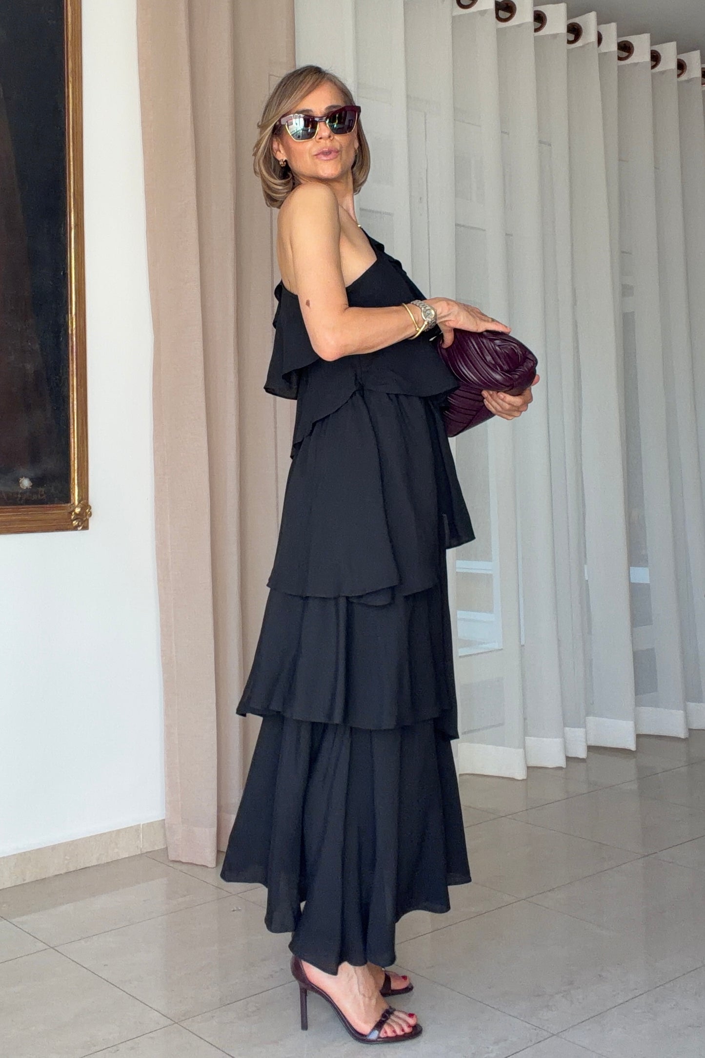 VESTIDO HOMBRO & OLANES