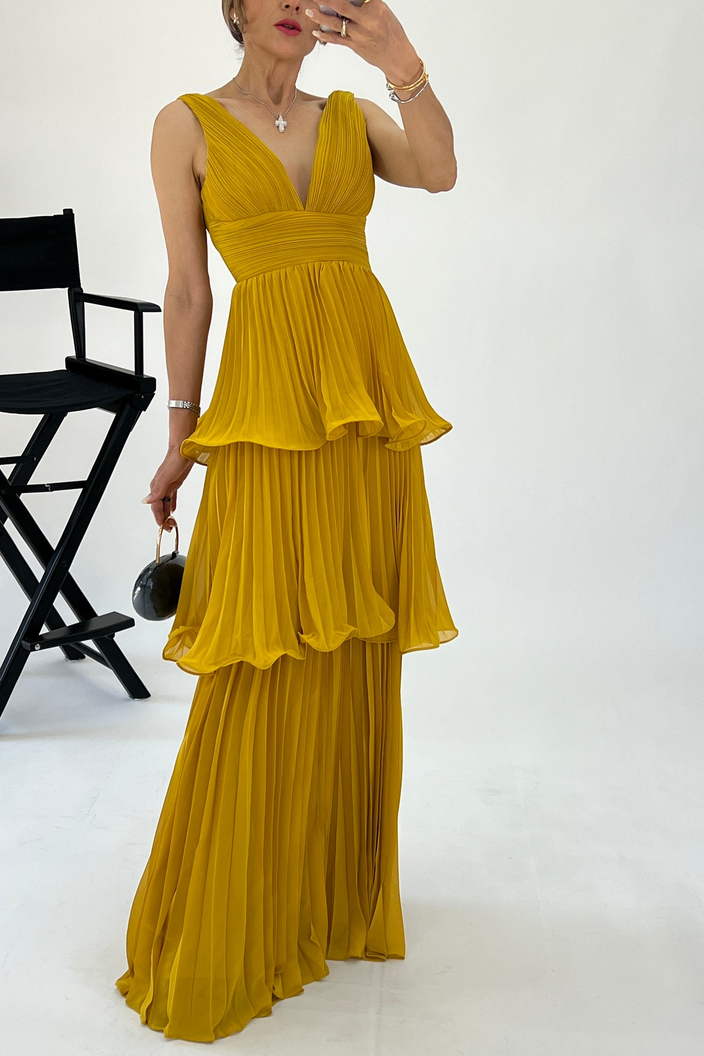 VESTIDO CAPAS PLISADAS