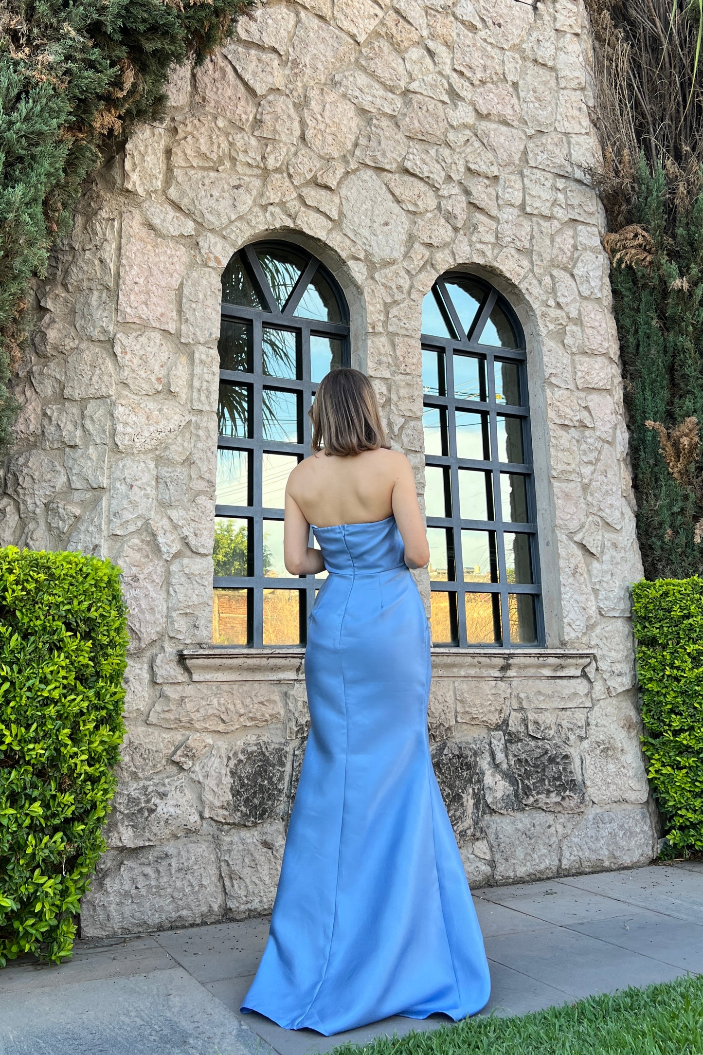 VESTIDO ESCAROLA