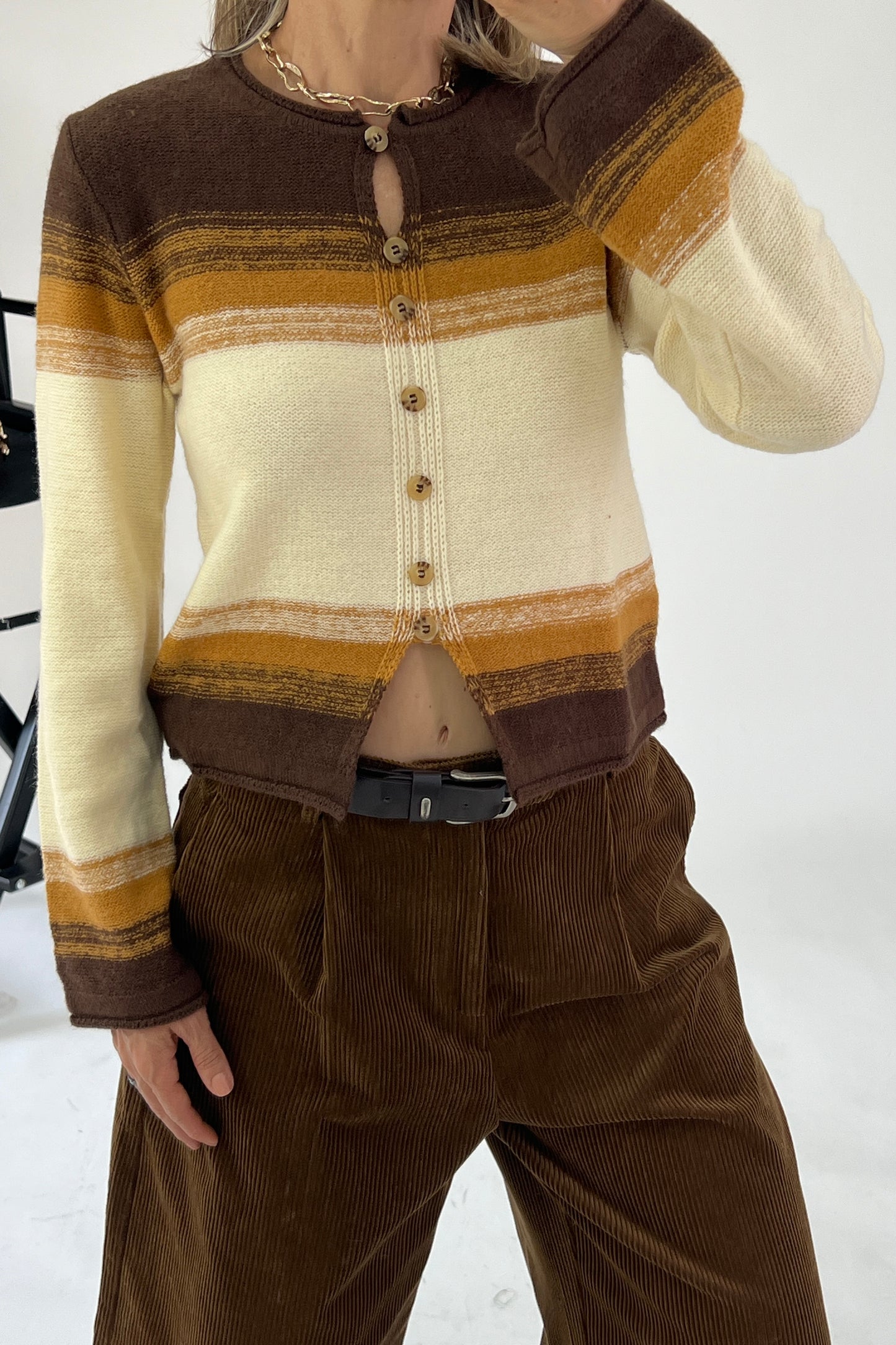 CARDIGAN DETALLES COLORES