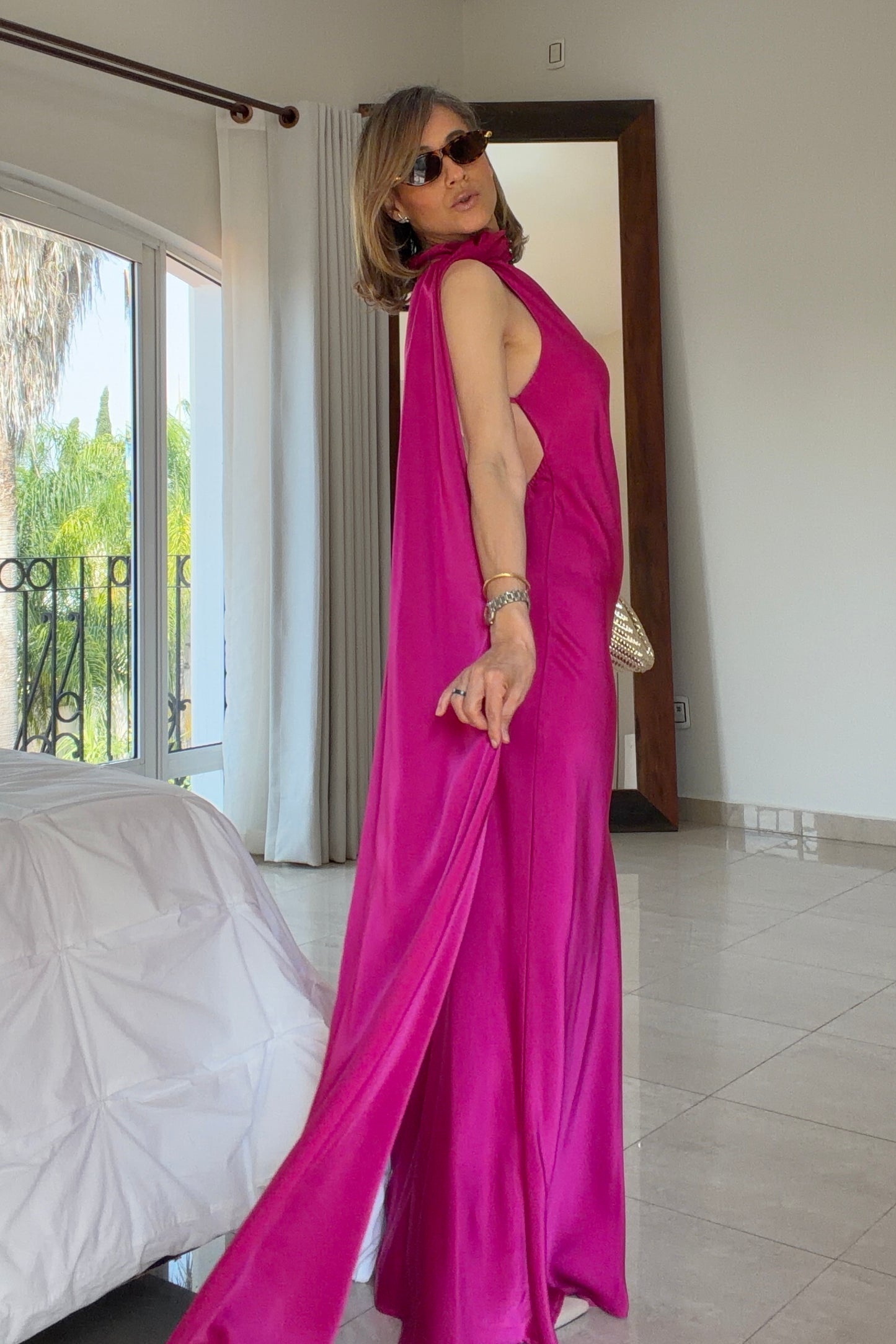 VESTIDO DETALLE CUELLO