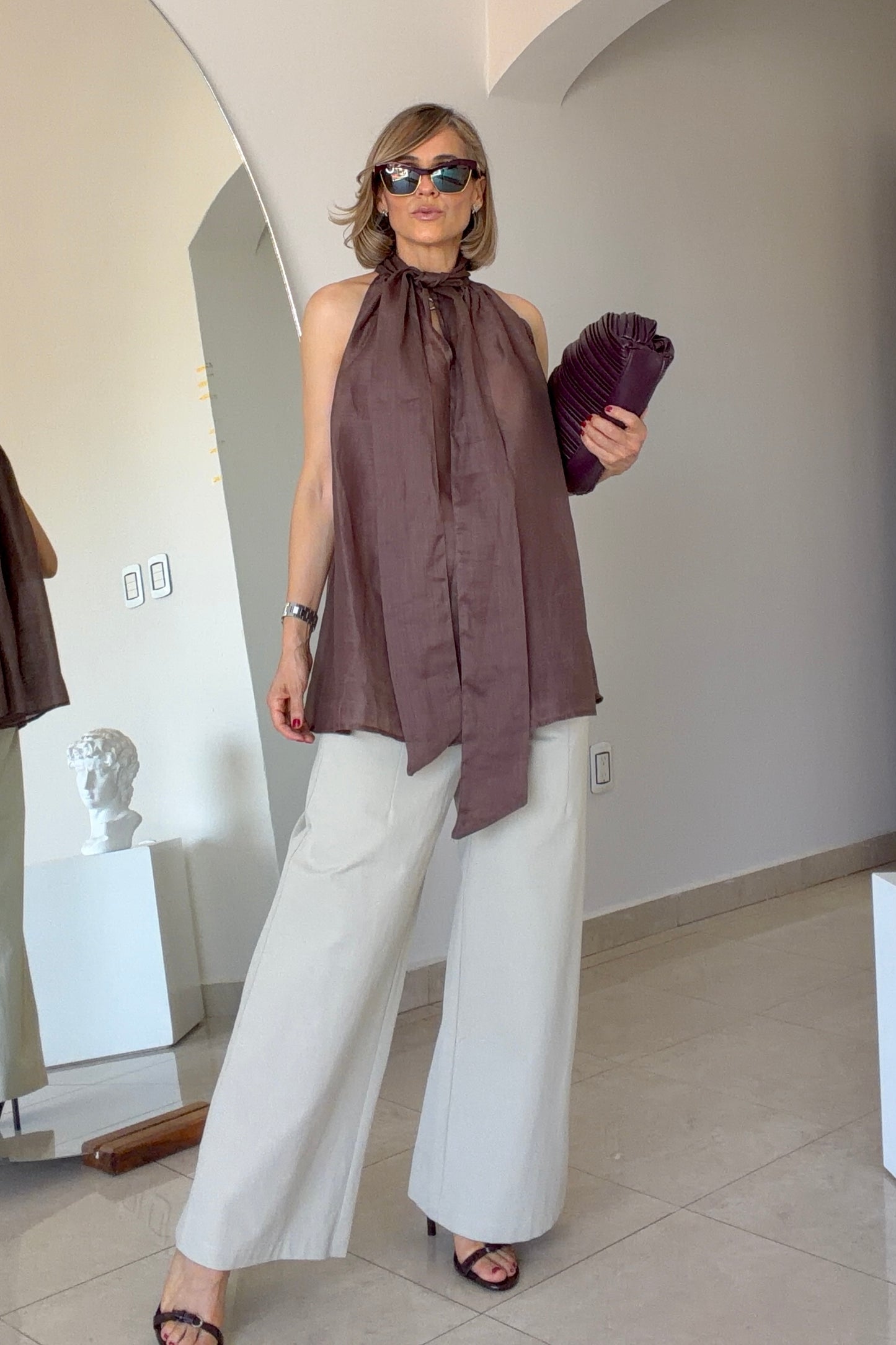 BLUSA DETALLE CUELLO