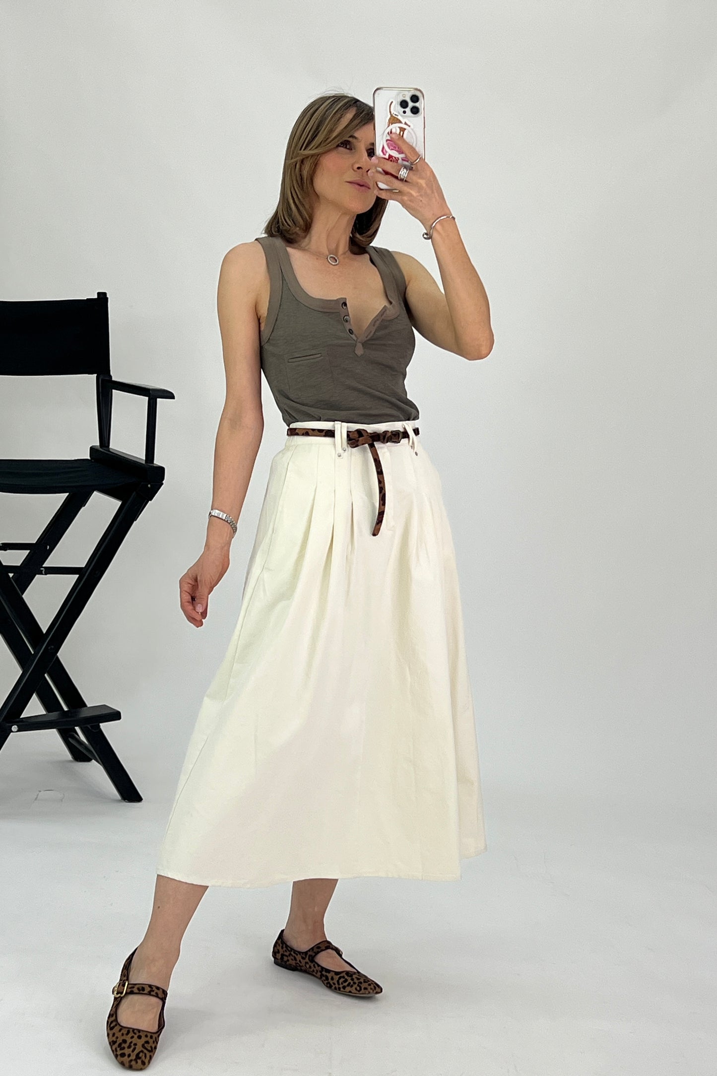 FALDA DETALLE PINZAS