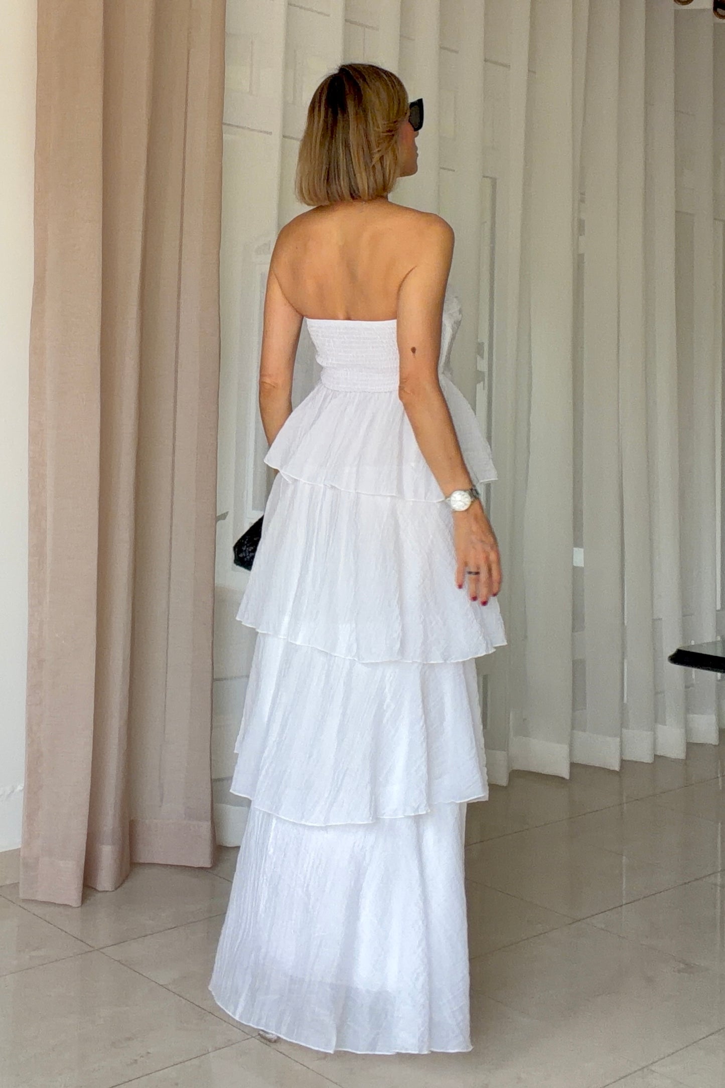 VESTIDO CAPAS