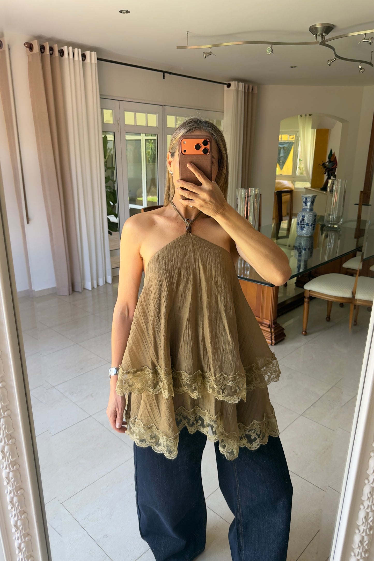 BLUSA CAPAS & ENCAJE
