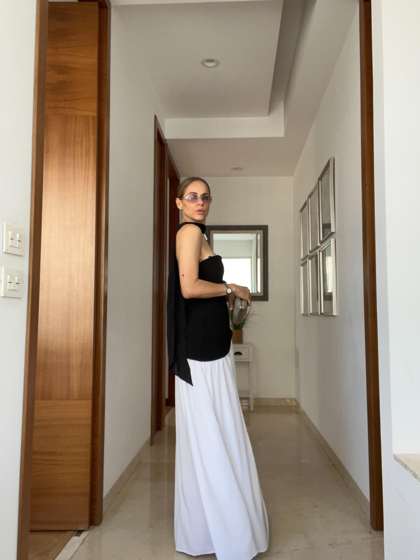 VESTIDO BAJO ABERTURA