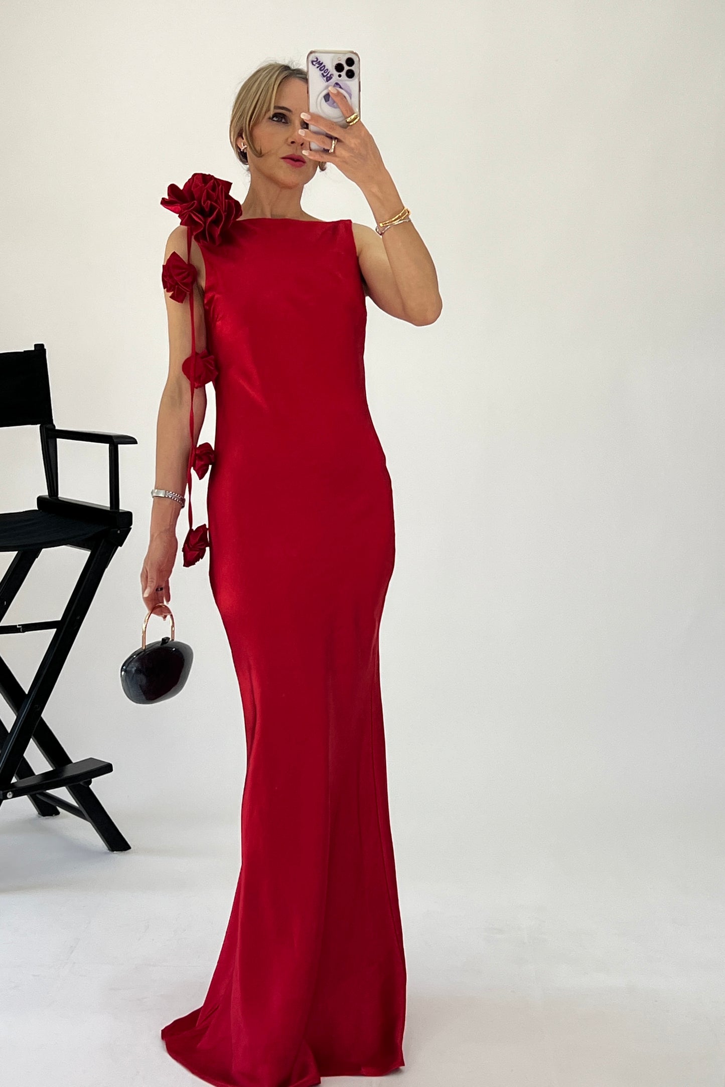 VESTIDO FLOR EN HOMBRO