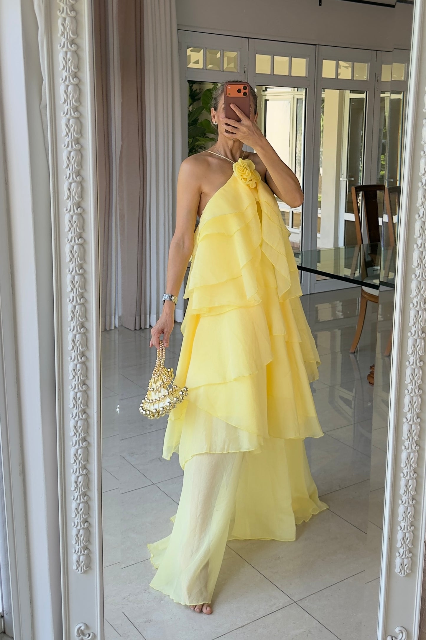 VESTIDO FLOR & CAPAS