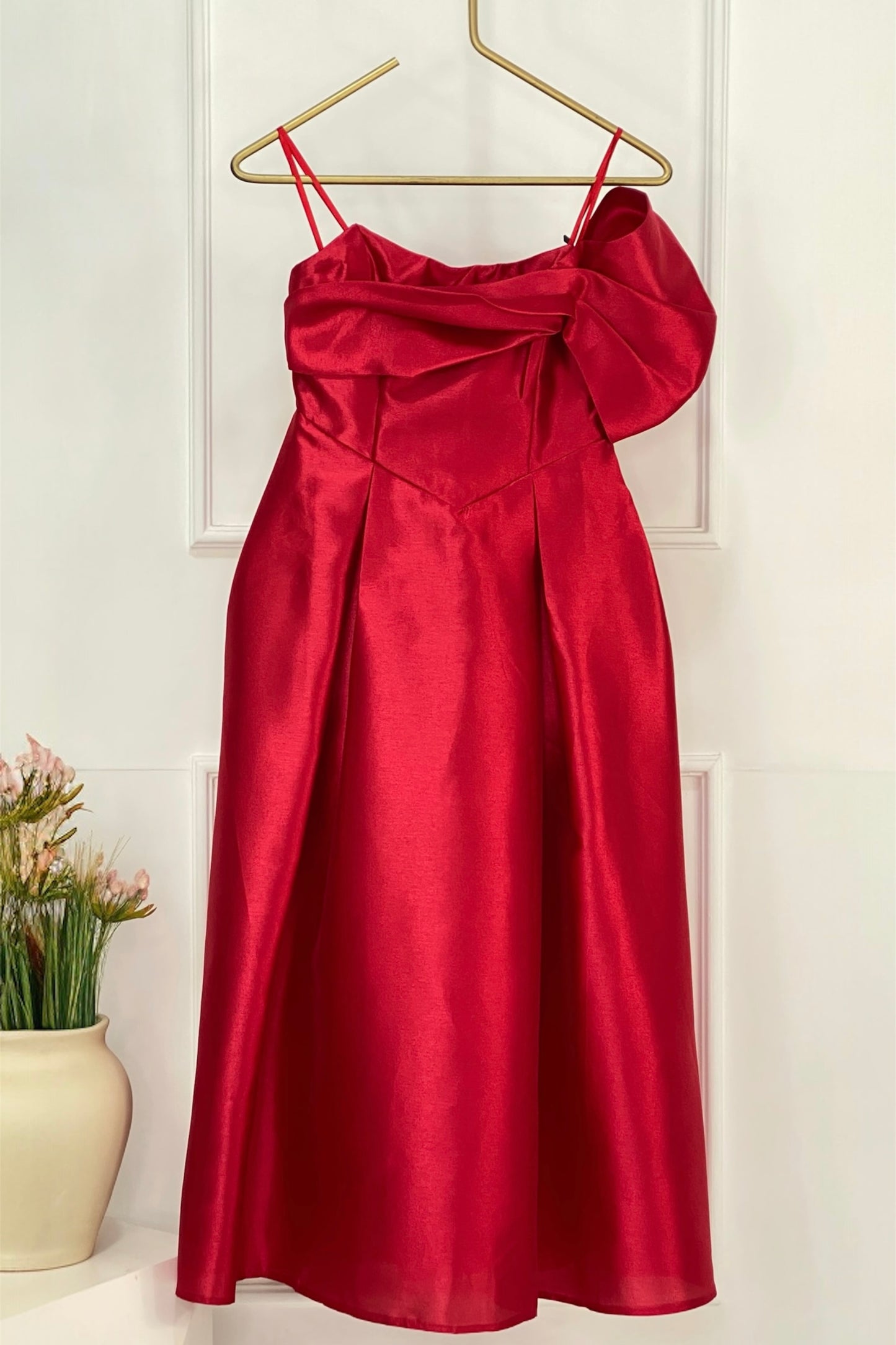 VESTIDO MANGA ASIMETRICA