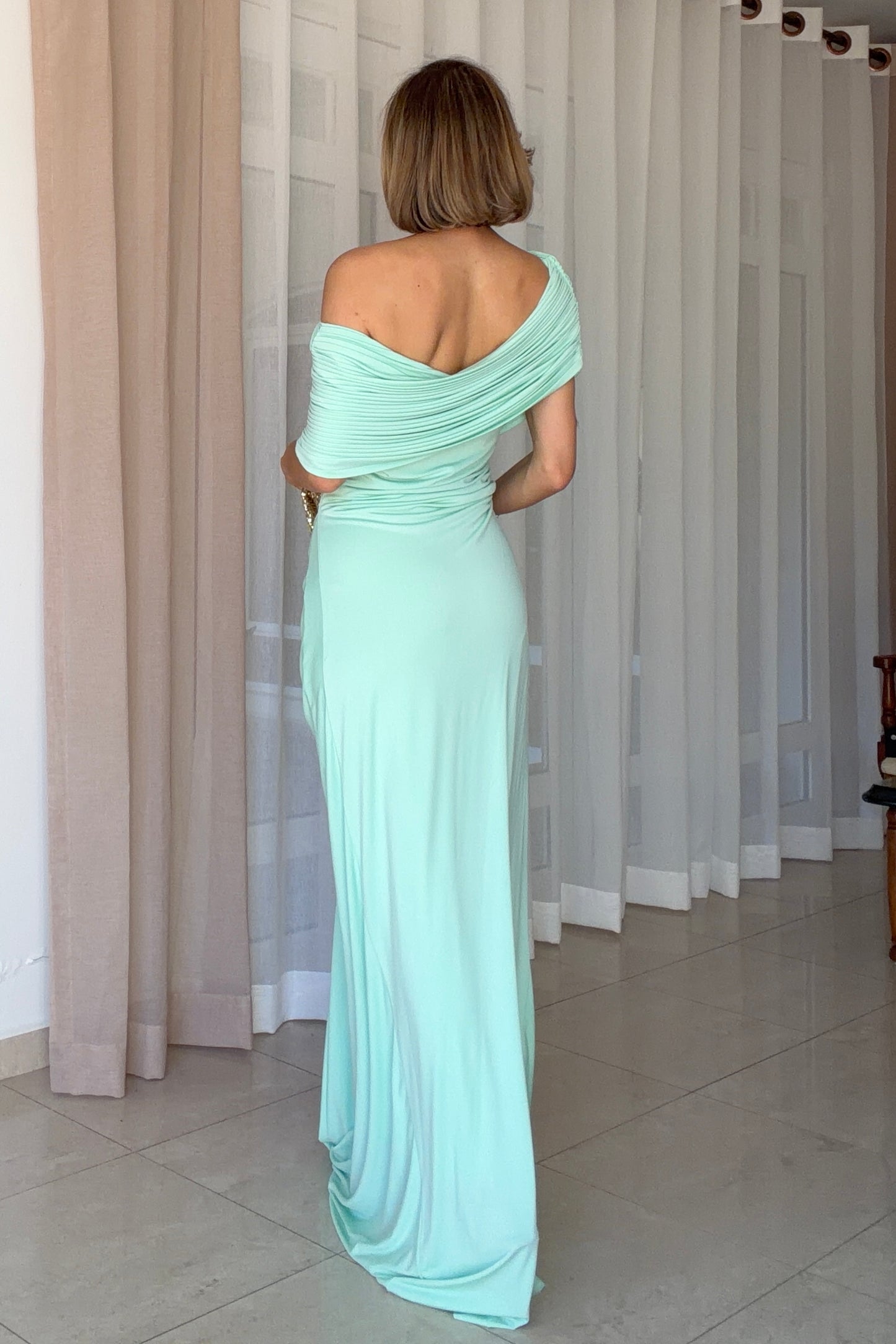 VESTIDO OFF SHOULDER