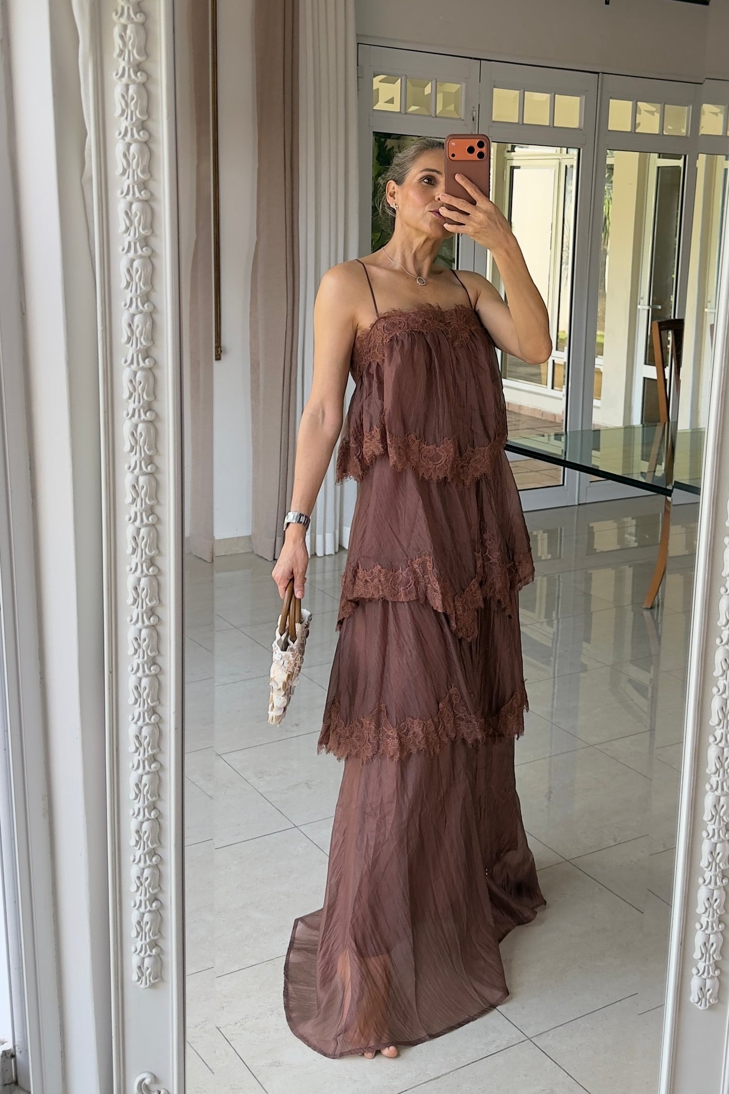 VESTIDO CAPAS & ENCAJE