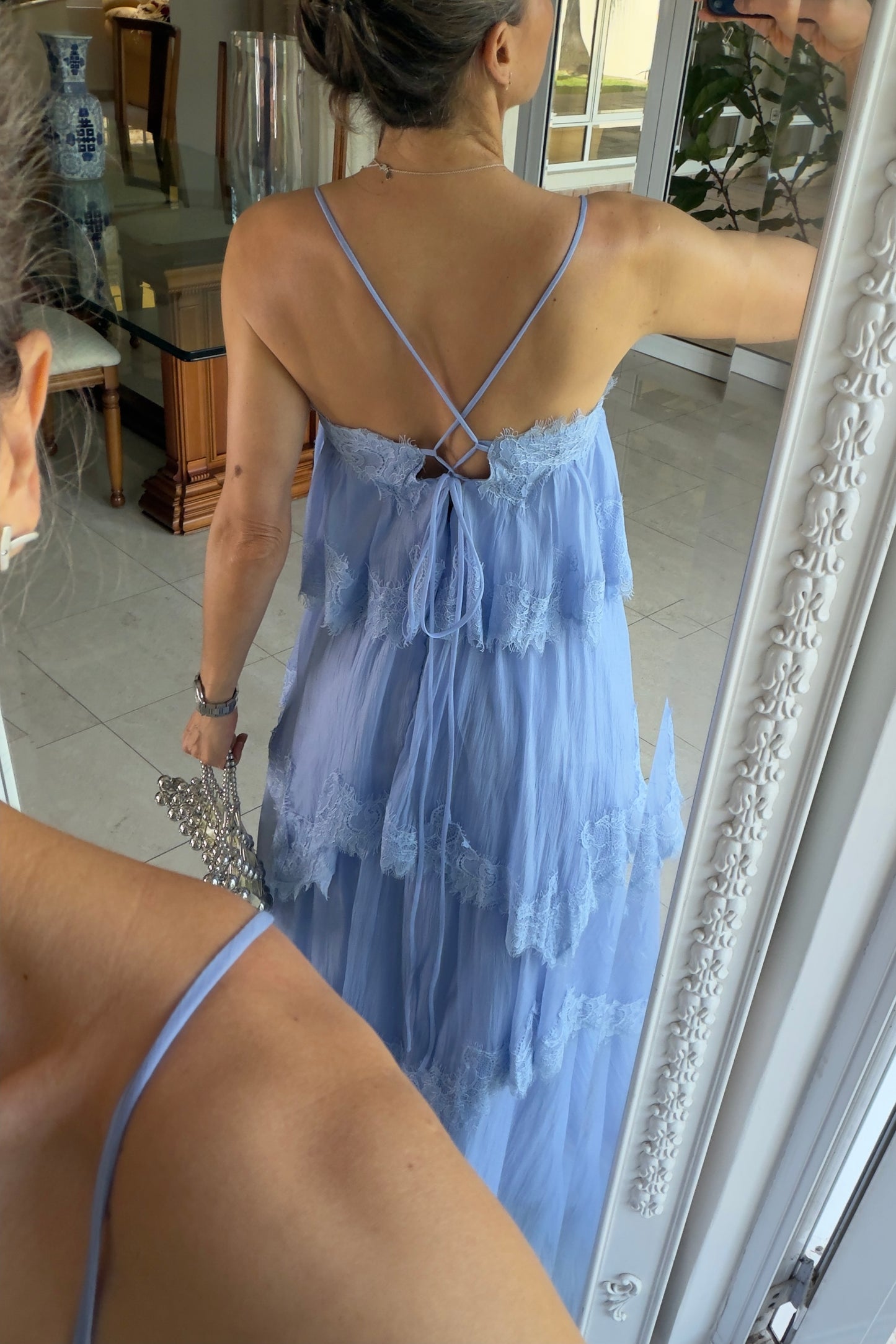 VESTIDO CAPAS & ENCAJE