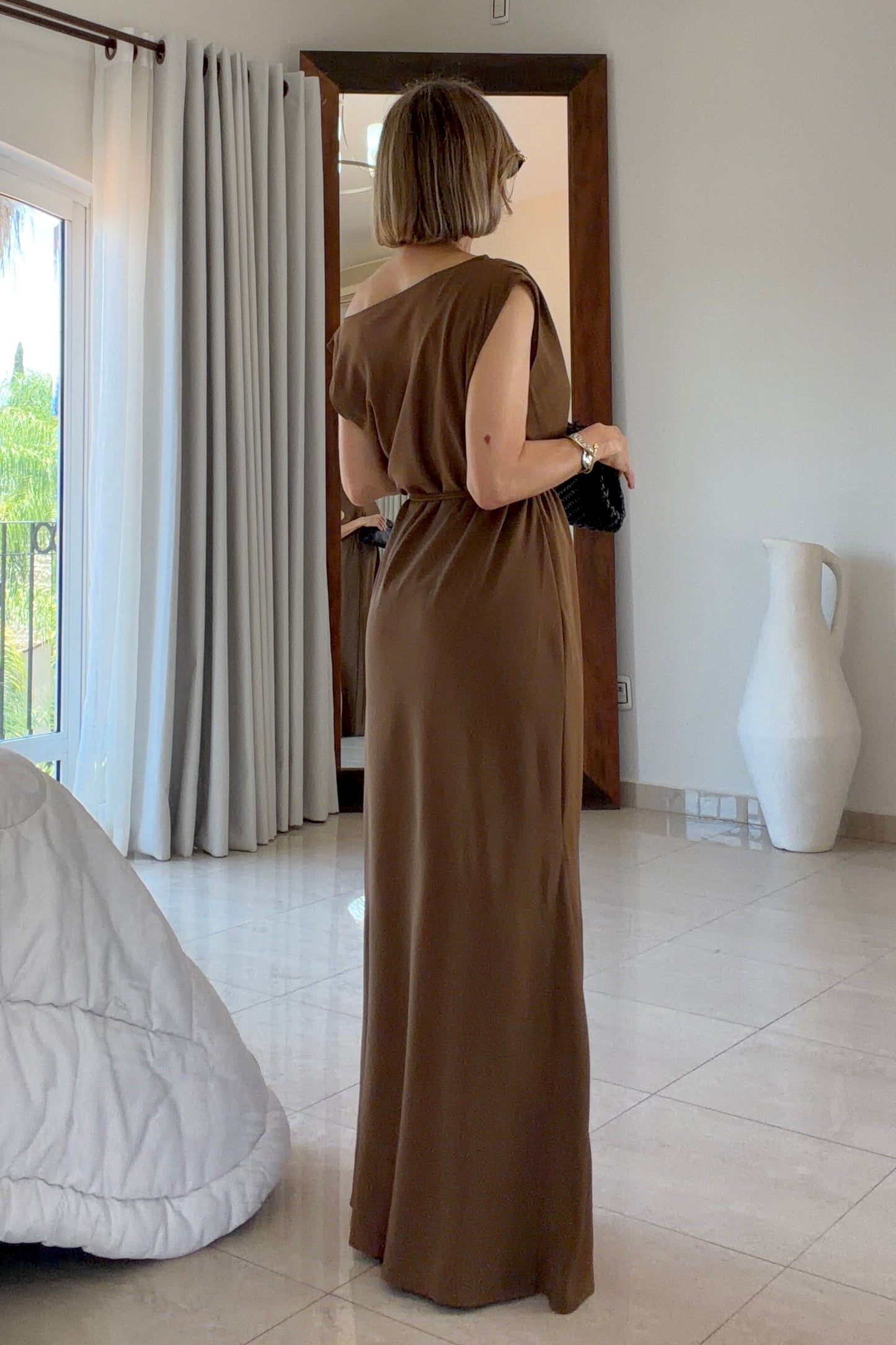 VESTIDO DETALLE HOMBROS