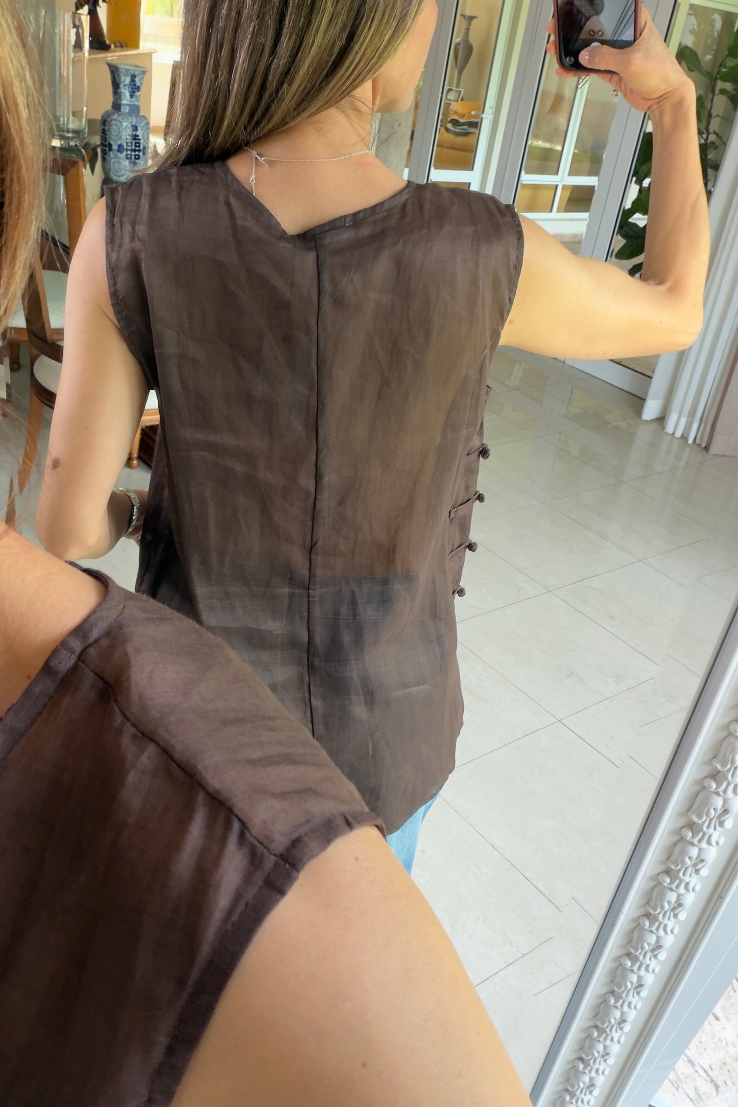BLUSA DETALLES COSTADOS