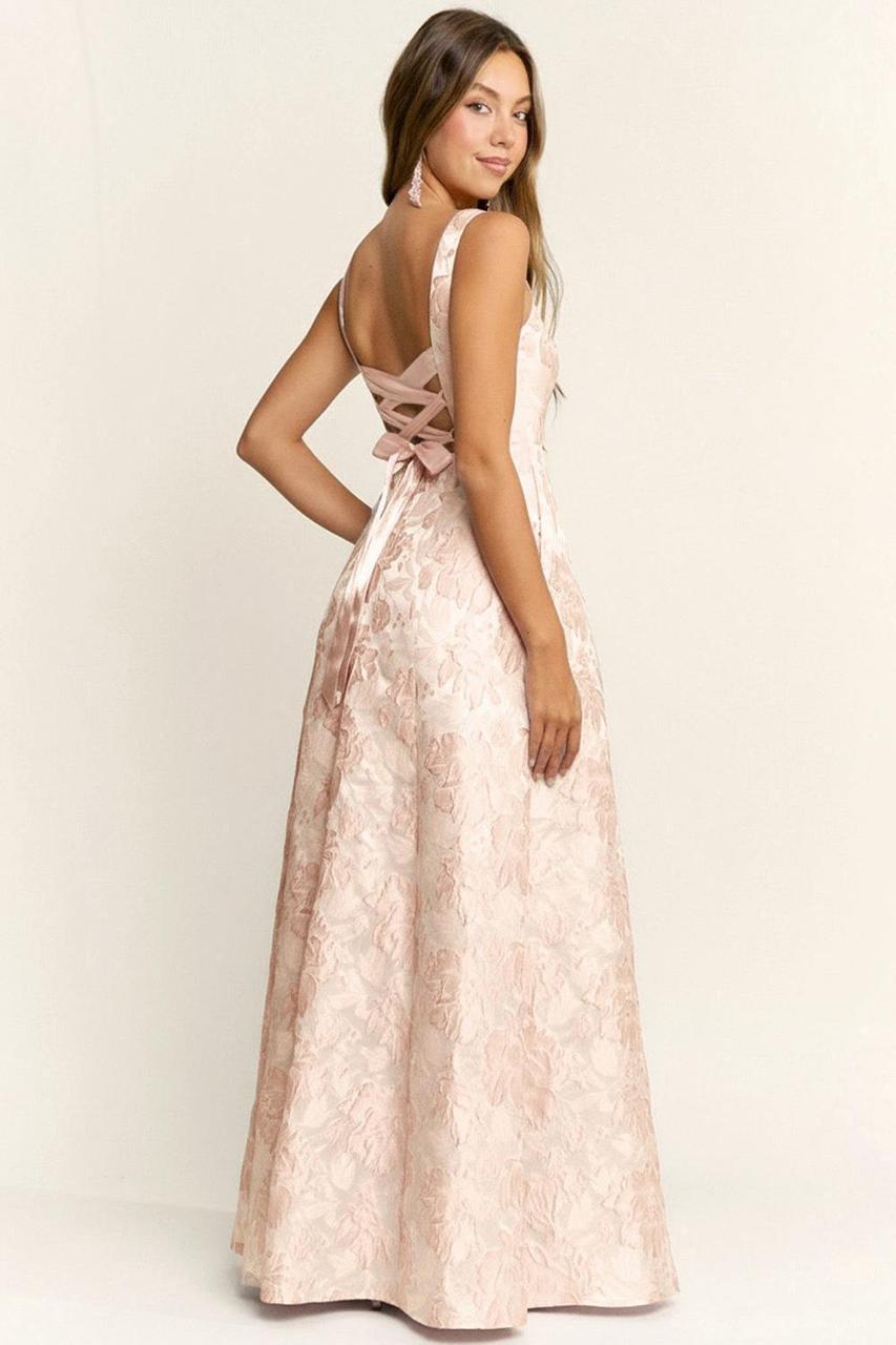 VESTIDO DISEÑO EN TELA