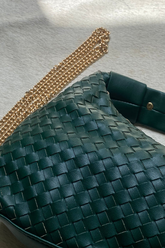 WOVEN BAG METAL DETAILS