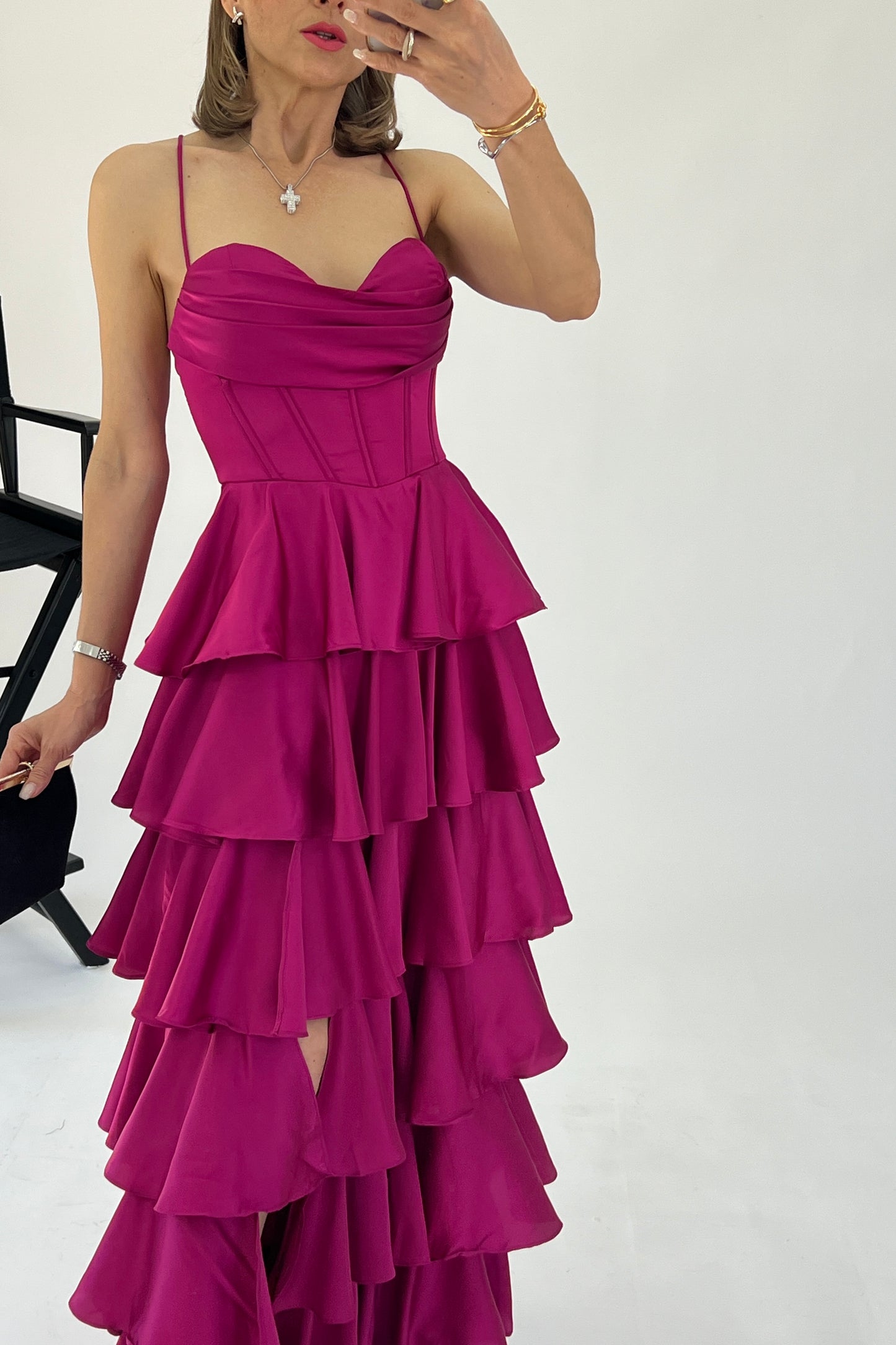 VESTIDO CAPAS OLANES