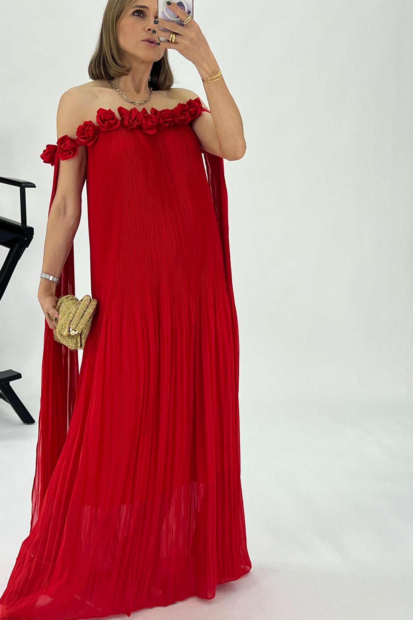 VESTIDO FLORES RESALTADAS