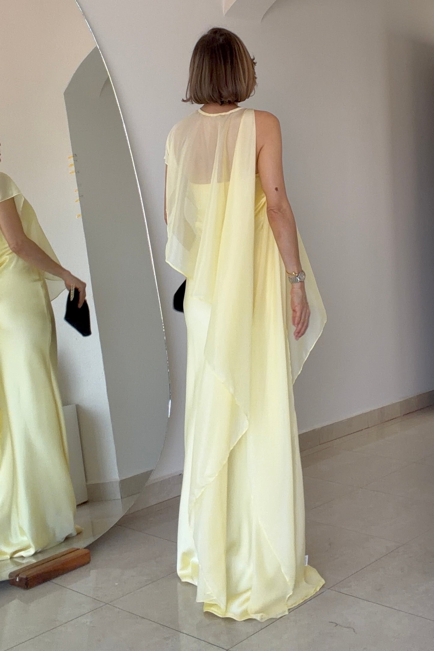 VESTIDO CAPA