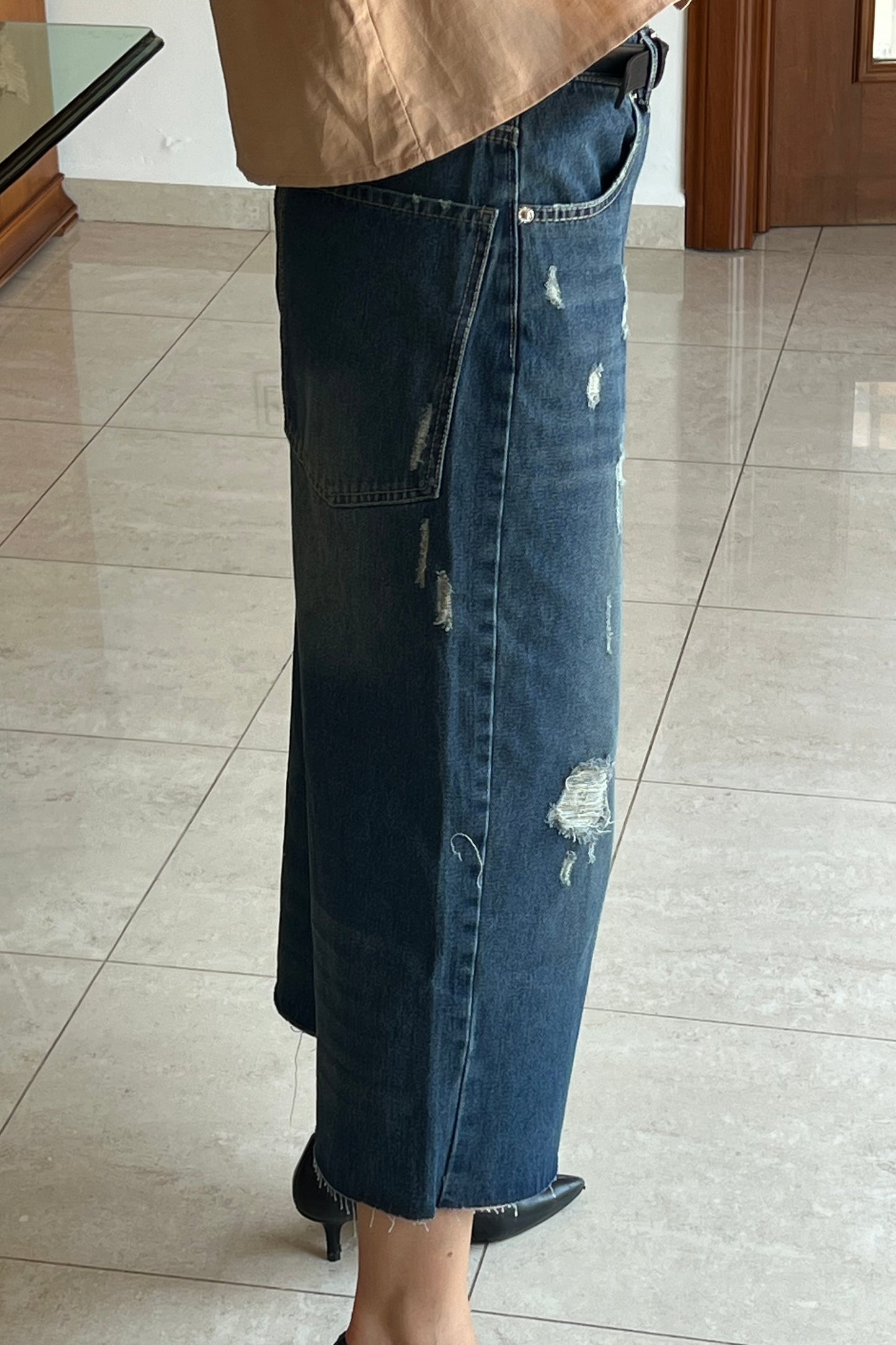 BERMUDAS DETALLES DESGARRADOS