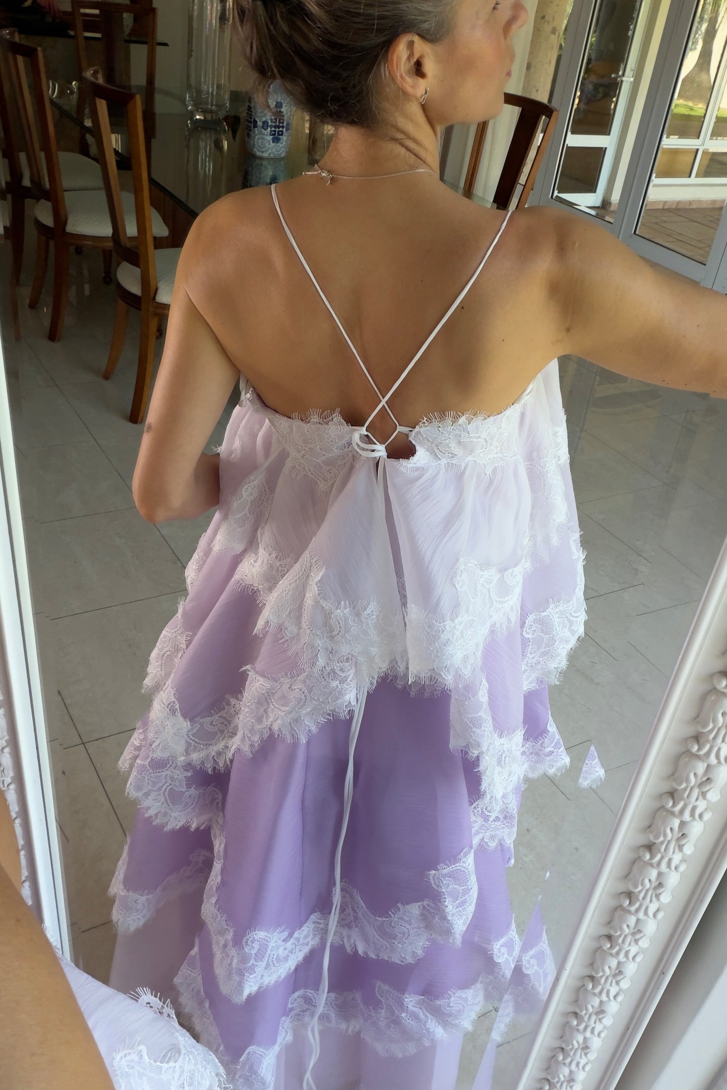 VESTIDO CAPAS & ENCAJE