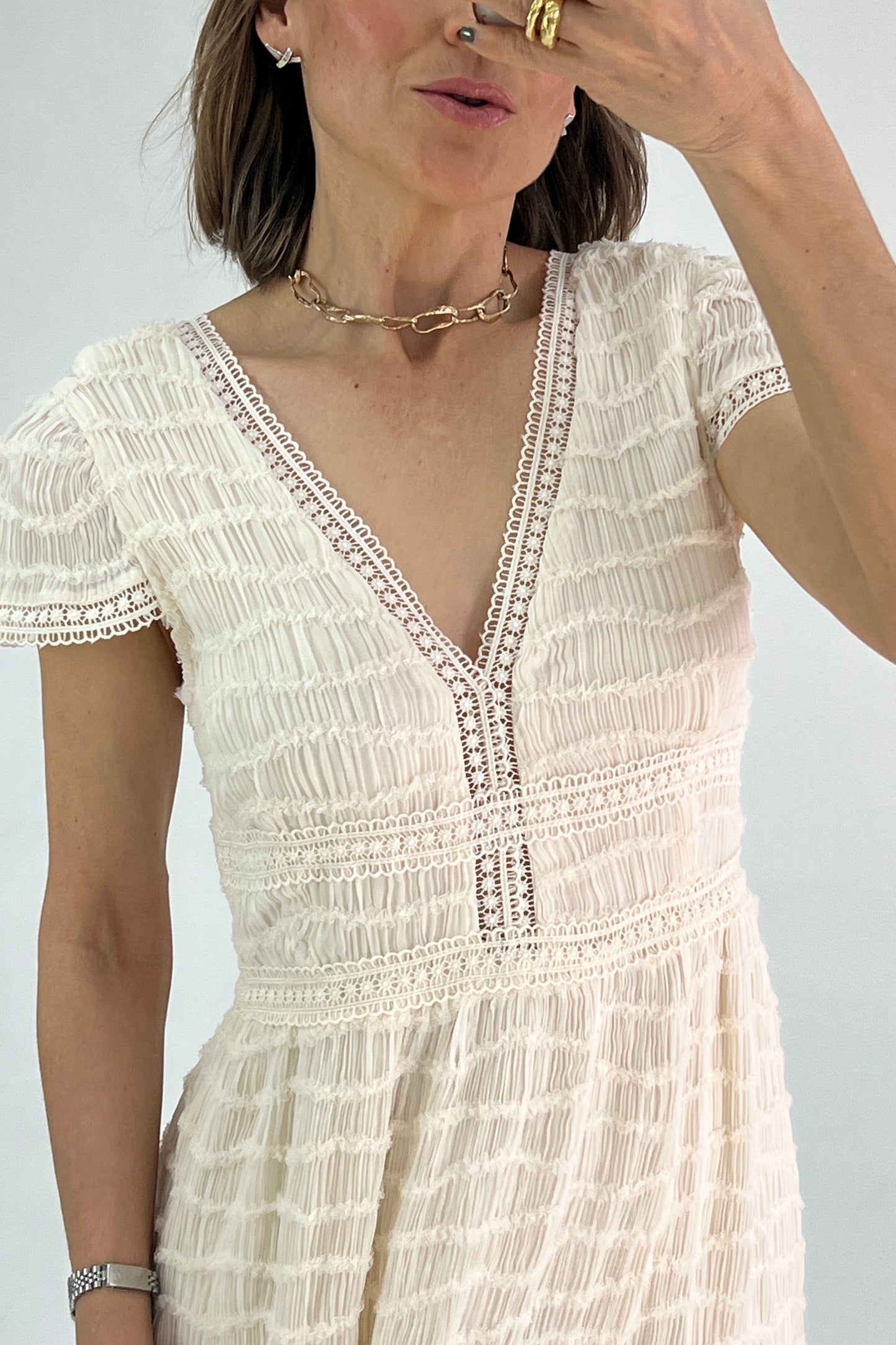 VESTIDO DETALLE EN TELA