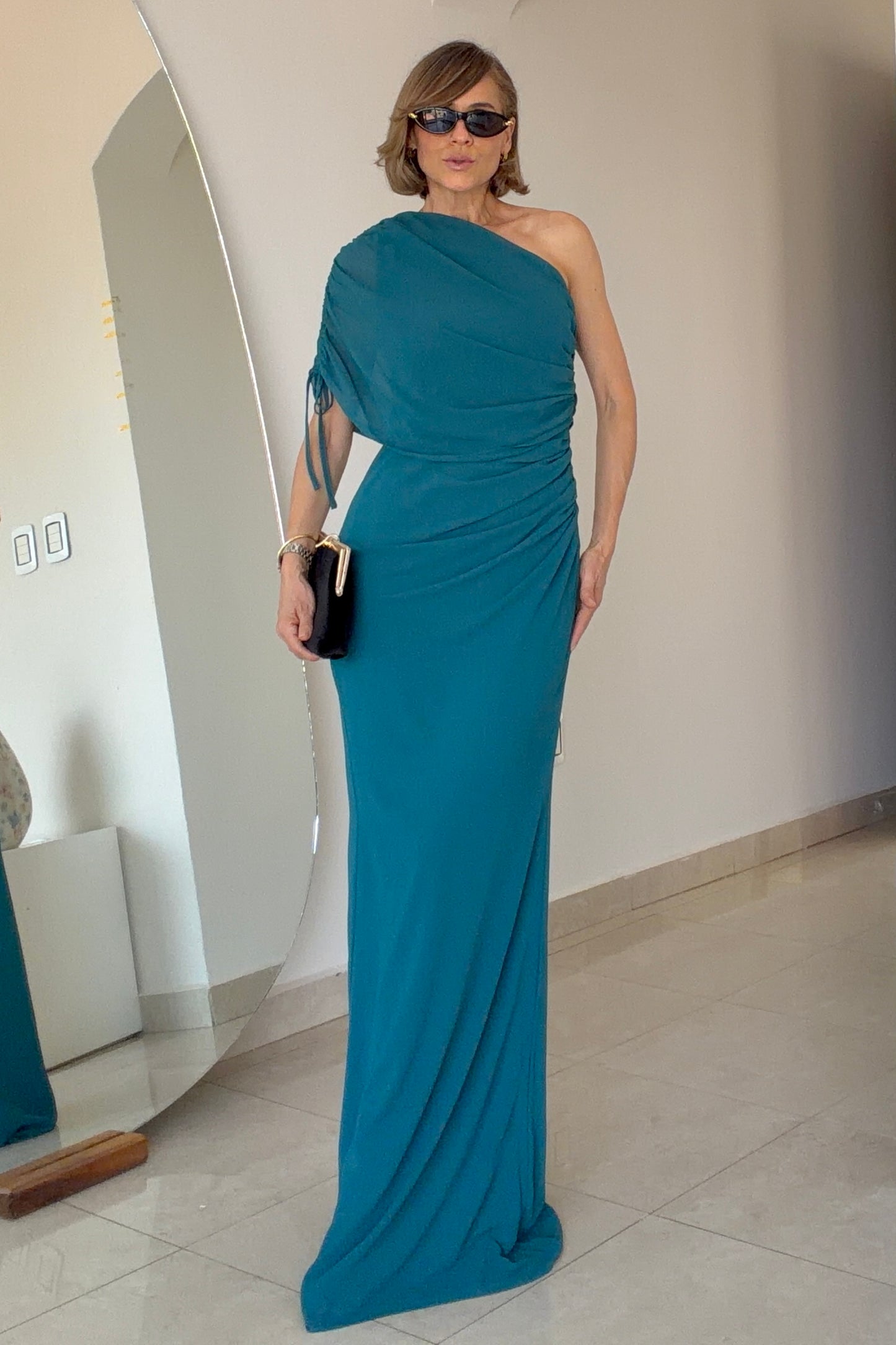 VESTIDO HOMBRO AJUSTABLE