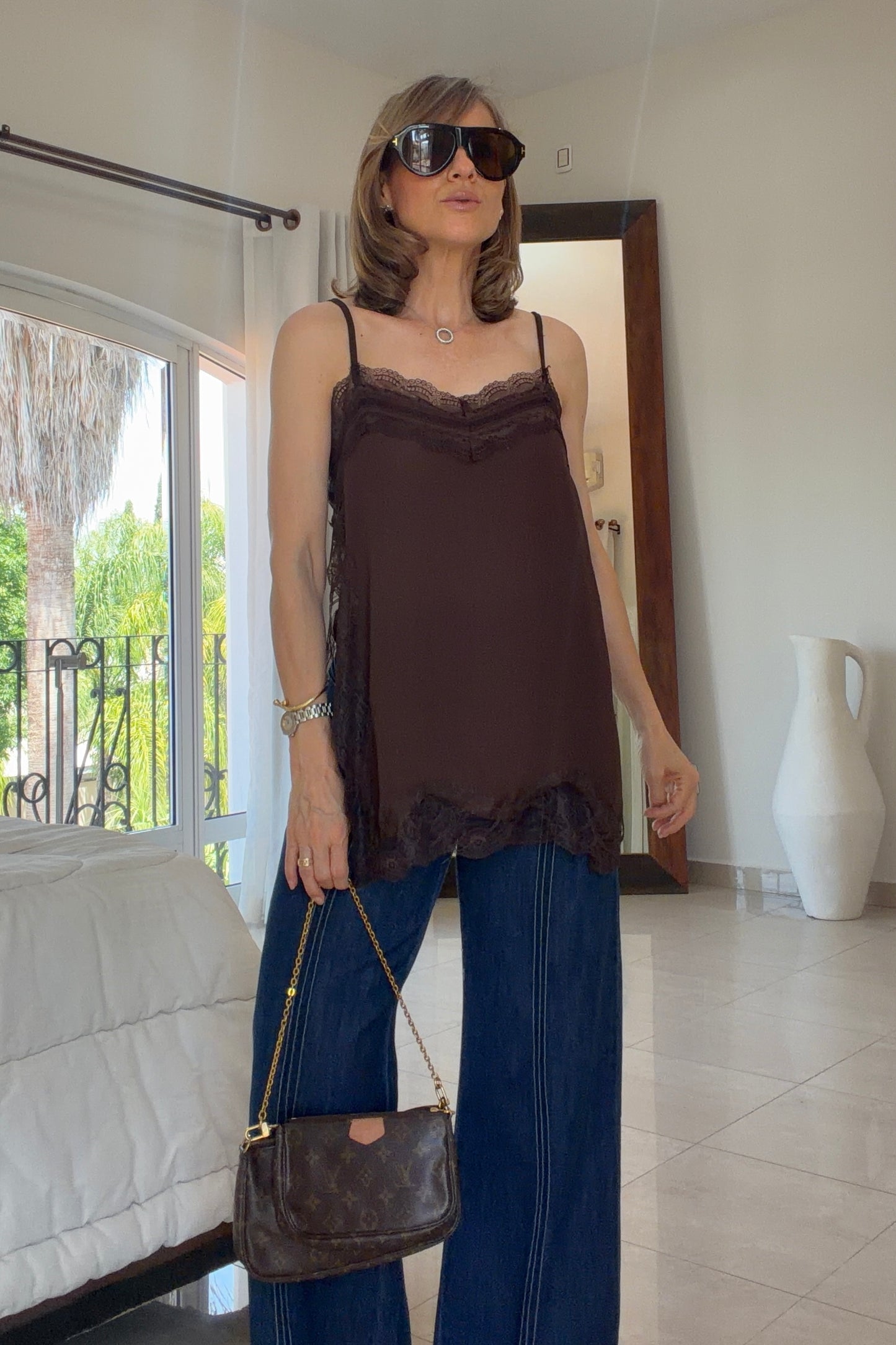 BLUSA ABERTURAS COSTADOS