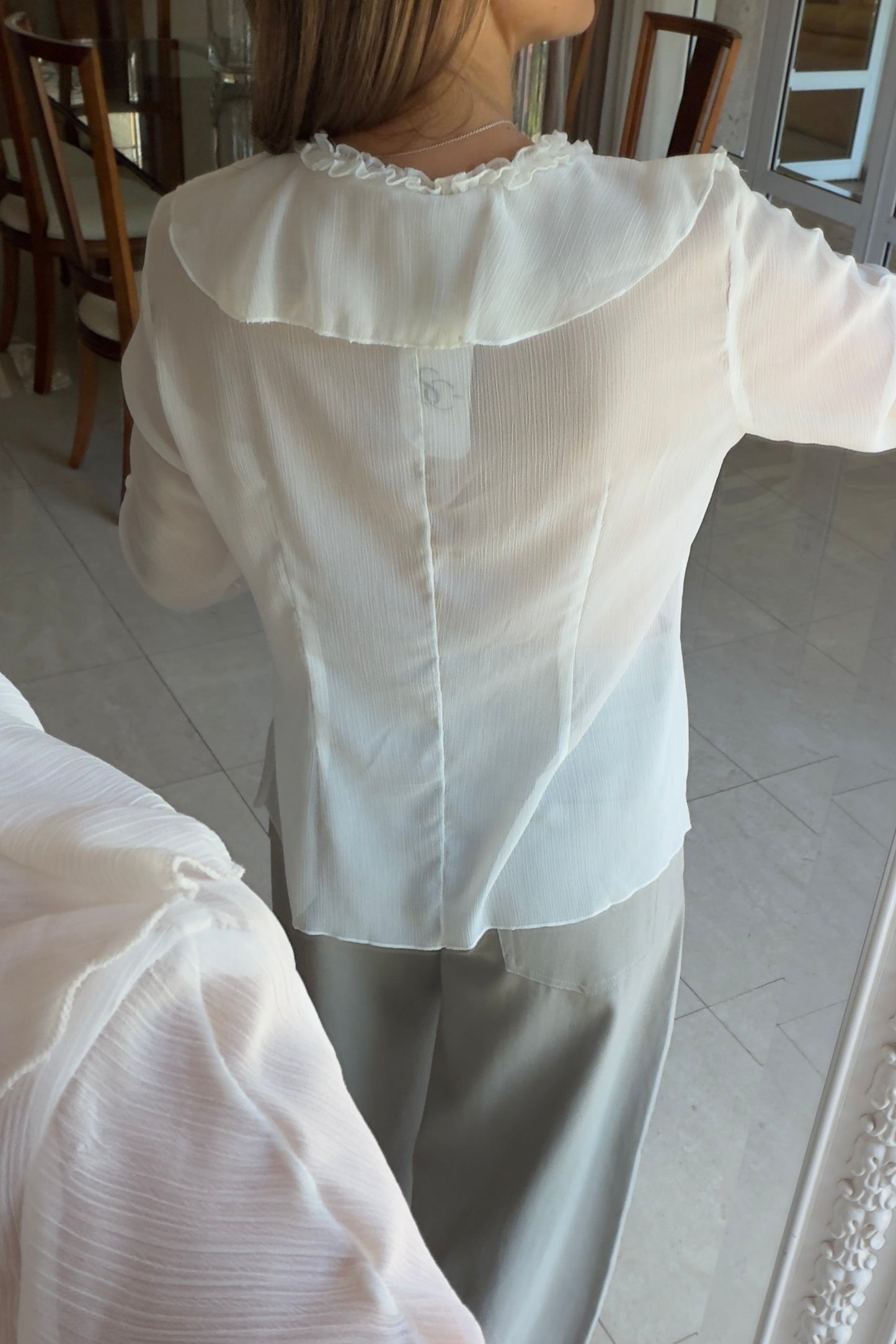 BLUSA ESCAROLA & TRANSPARENCIA