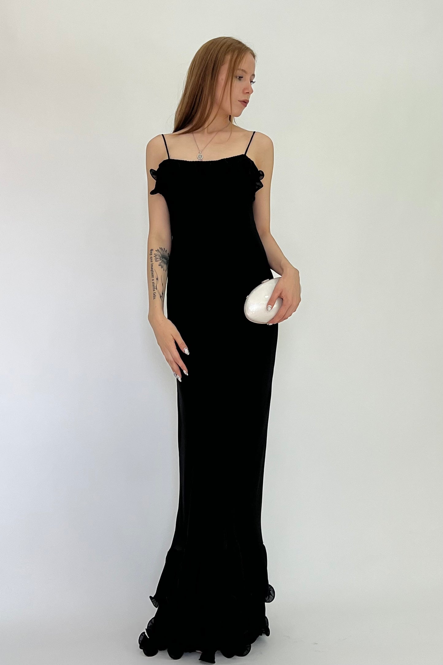 VESTIDO DETALLE VOLANTE