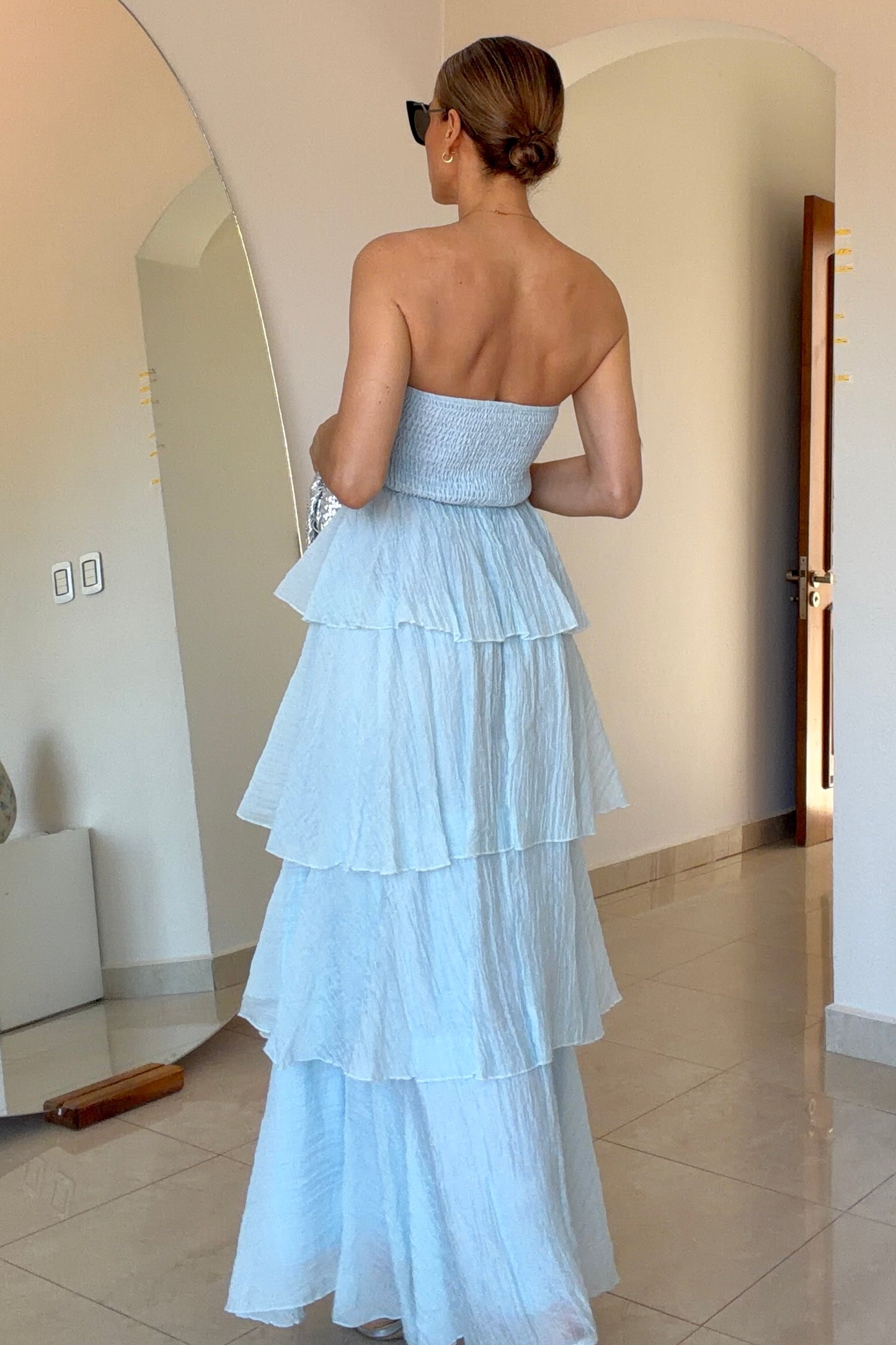 VESTIDO CAPAS