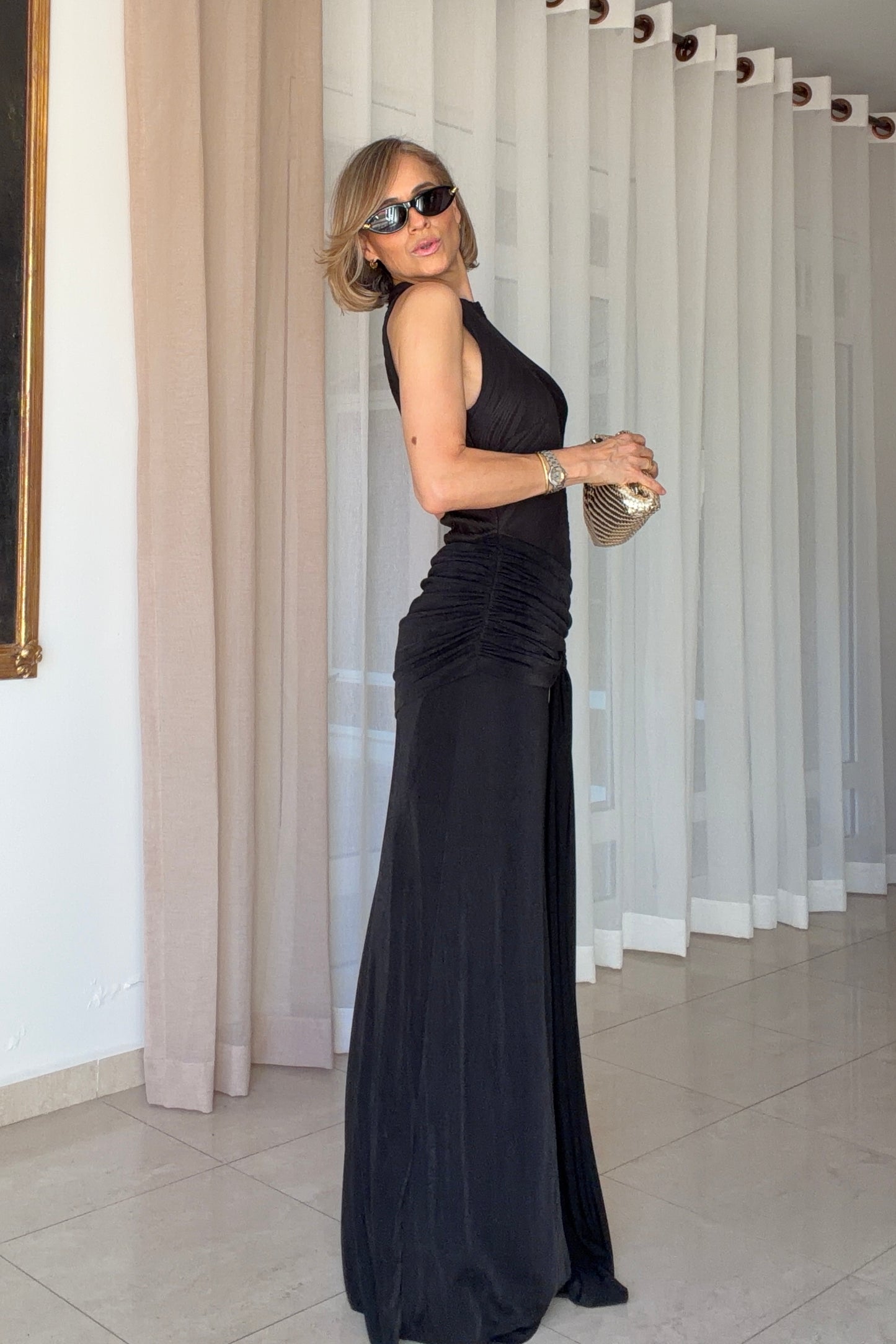 VESTIDO DETALLE CADERA
