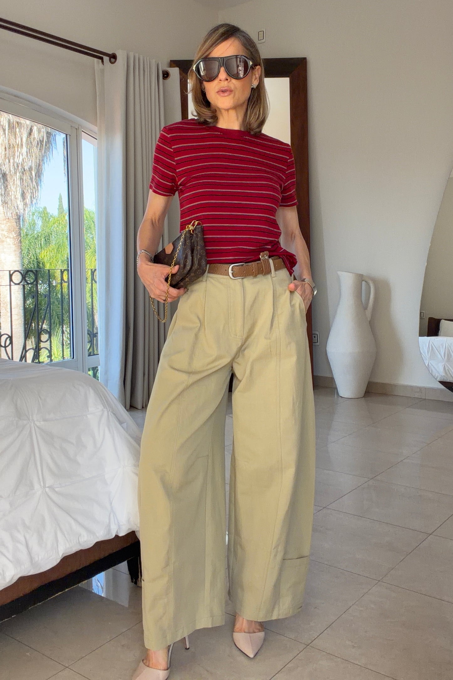 PANTALON DETALLE TOBILLOS