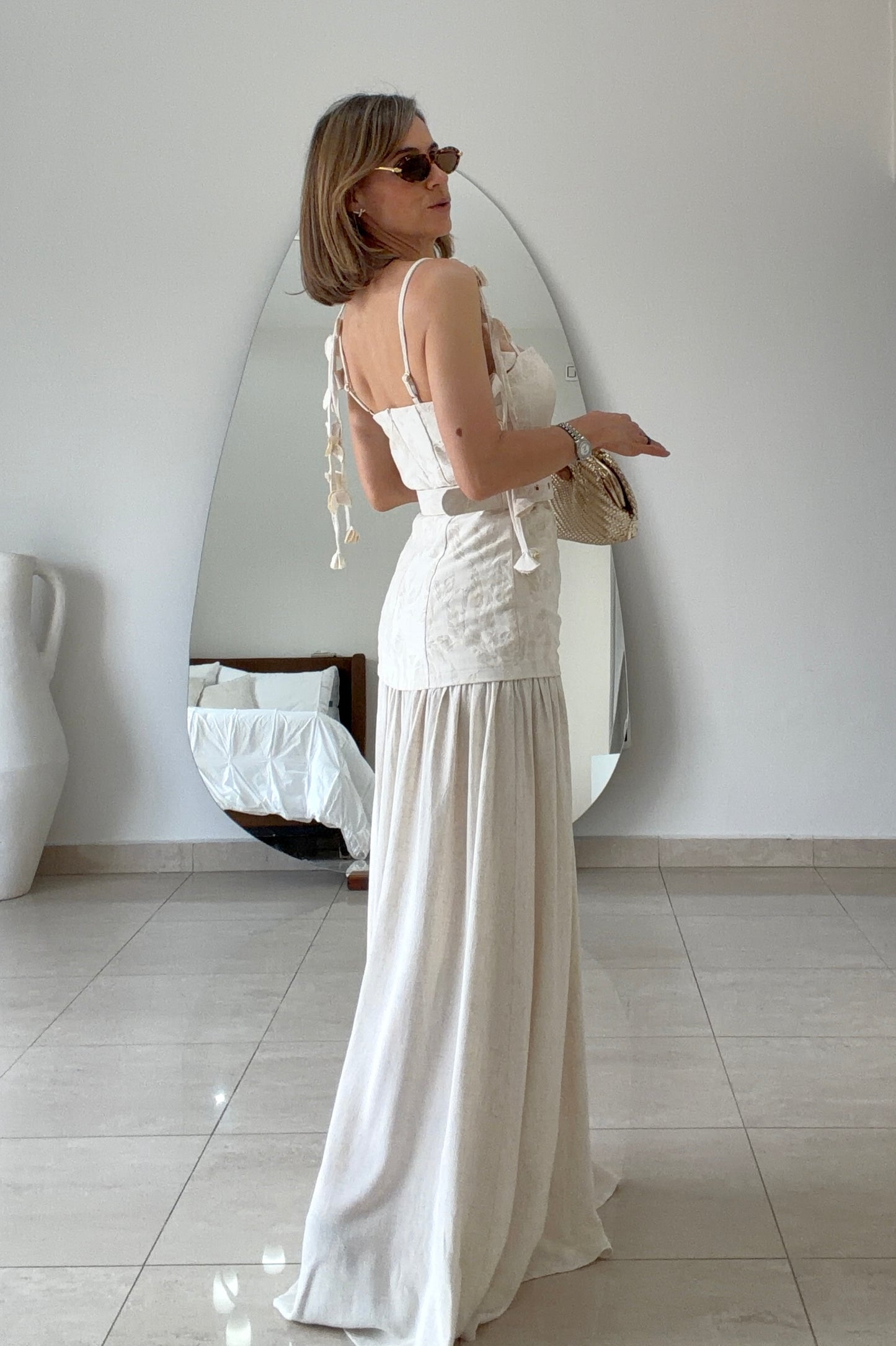 VESTIDO DETALLES HOMBROS