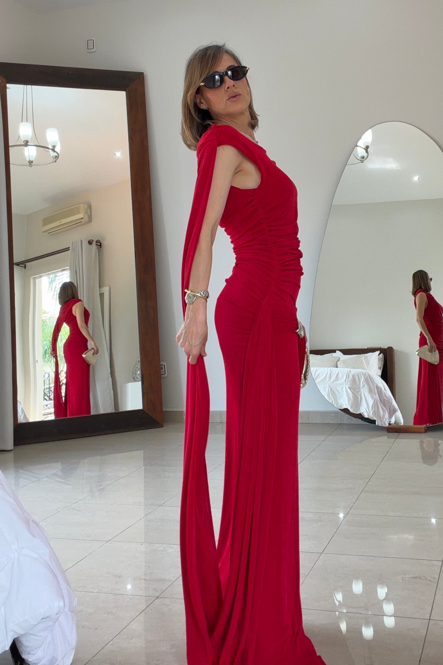 VESTIDO DETALLE HOMBRO