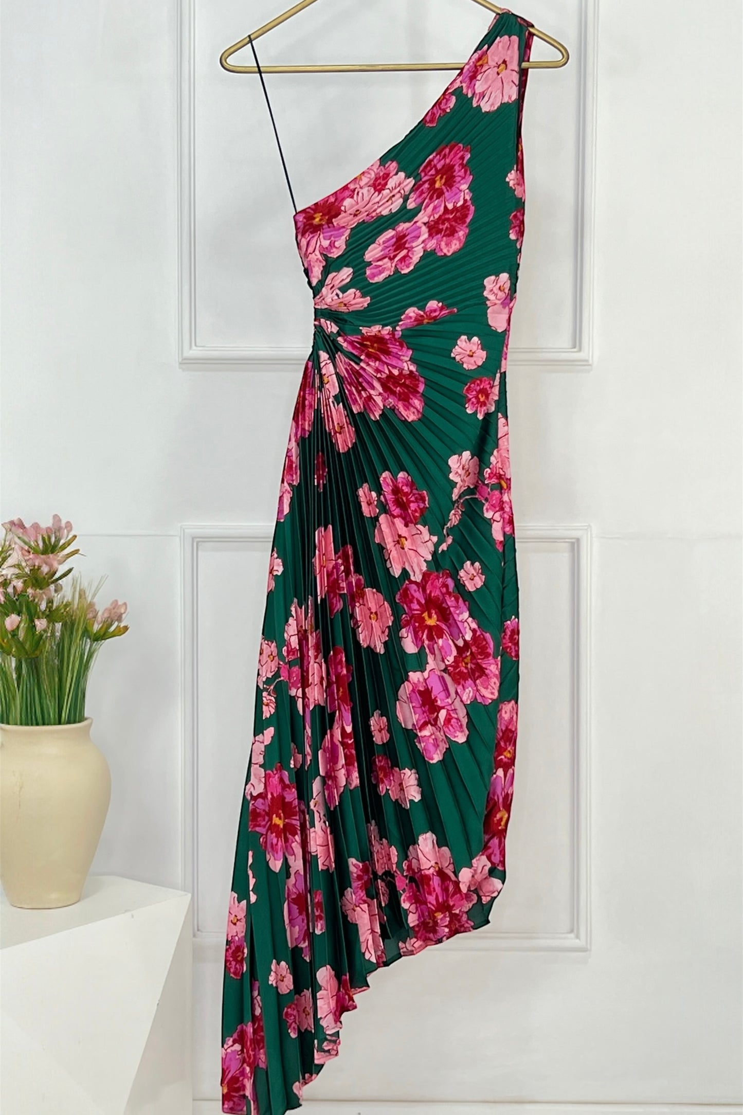 VESTIDO PLISADO ASIMETRICO