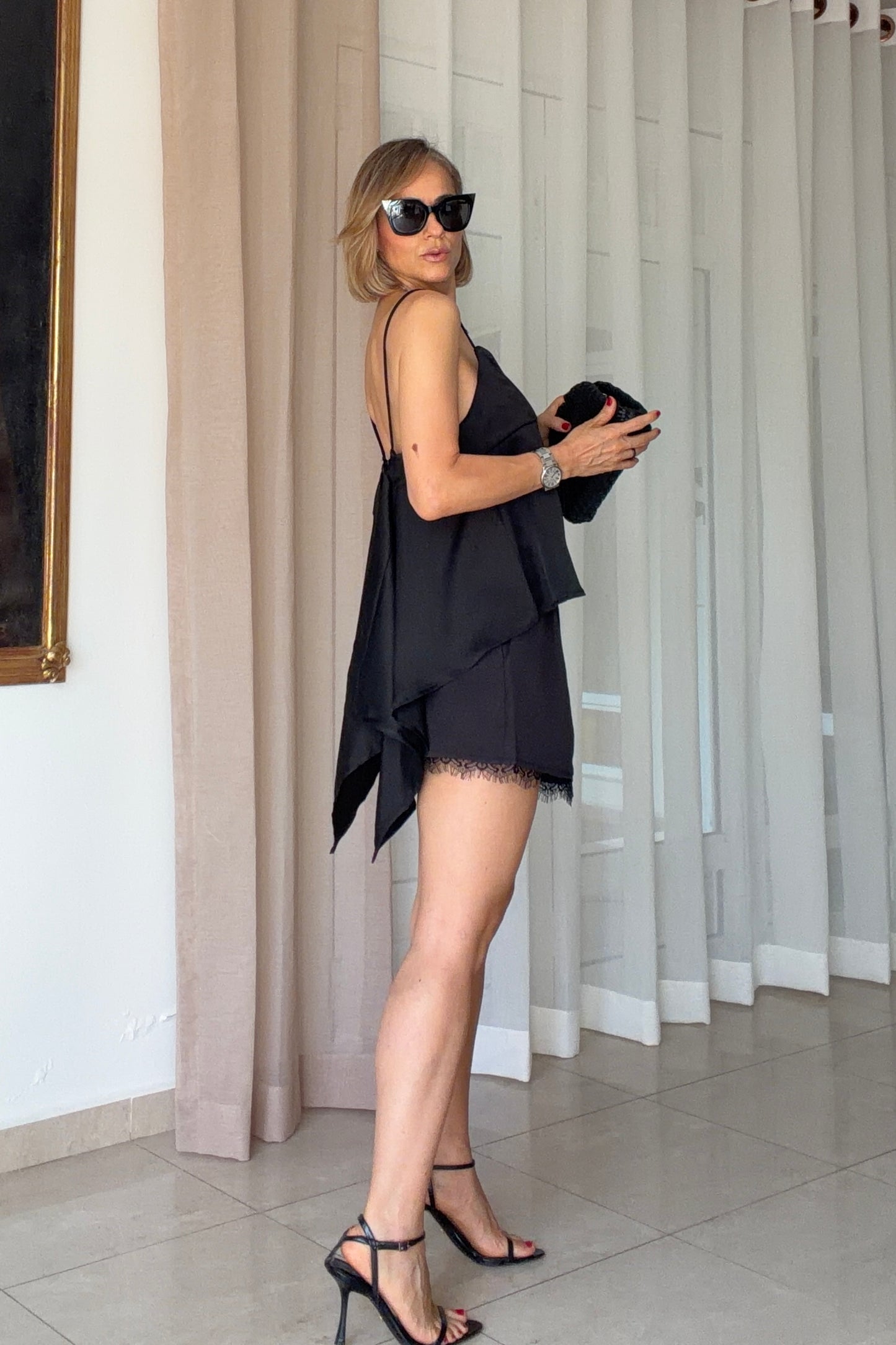 BLUSA DETALLE ESPALDA