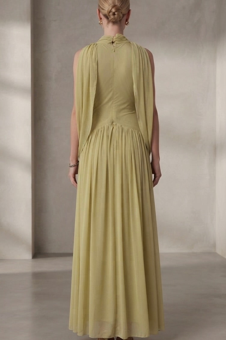 VESTIDO DETALLES DORADOS & CAIDAS