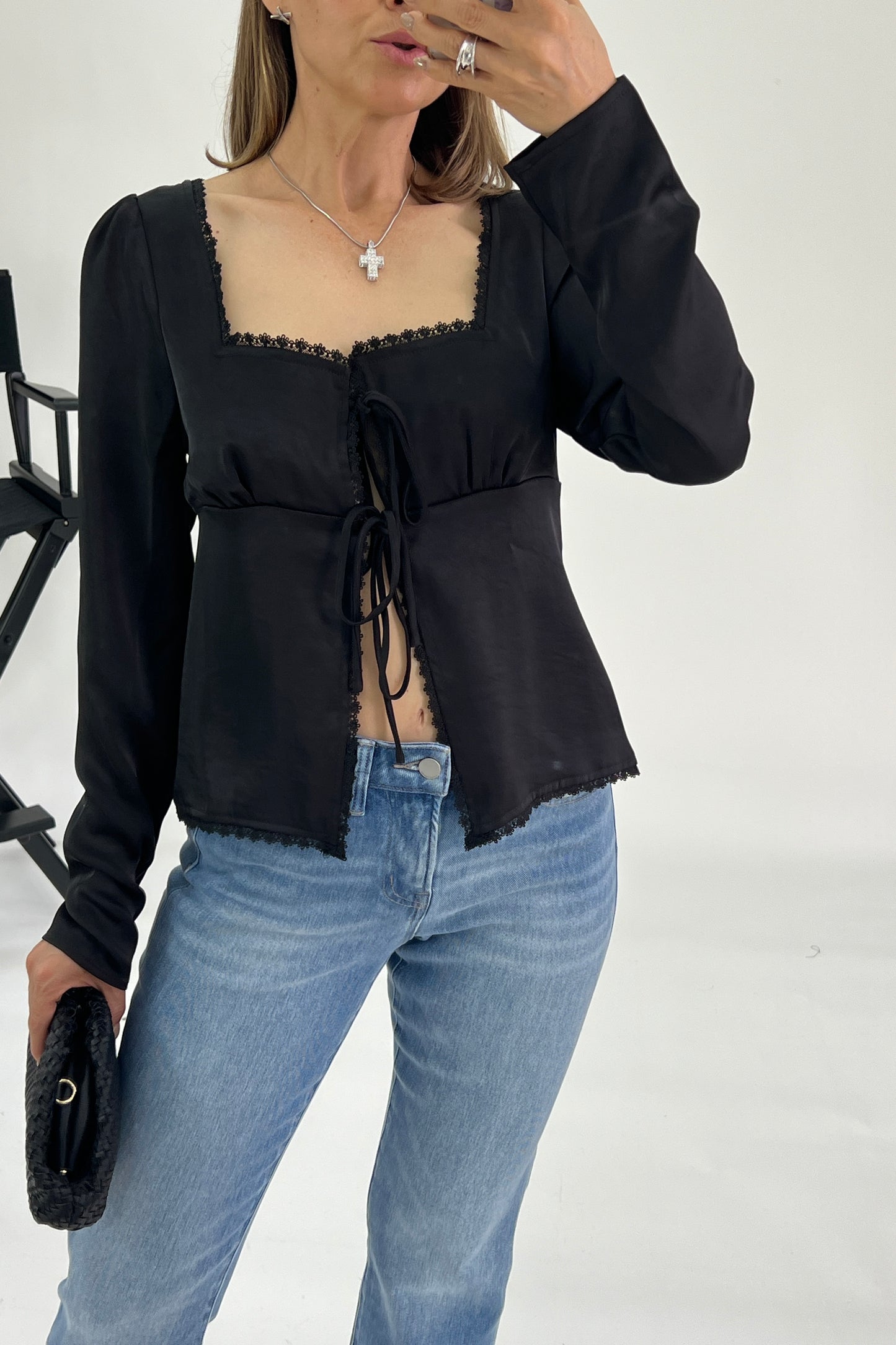 BLUSA SATIN & ANUDADO