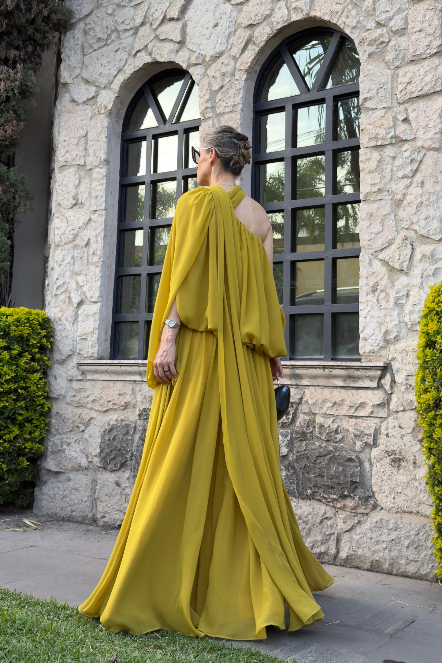 VESTIDO HOMBRO ASIMETRICO