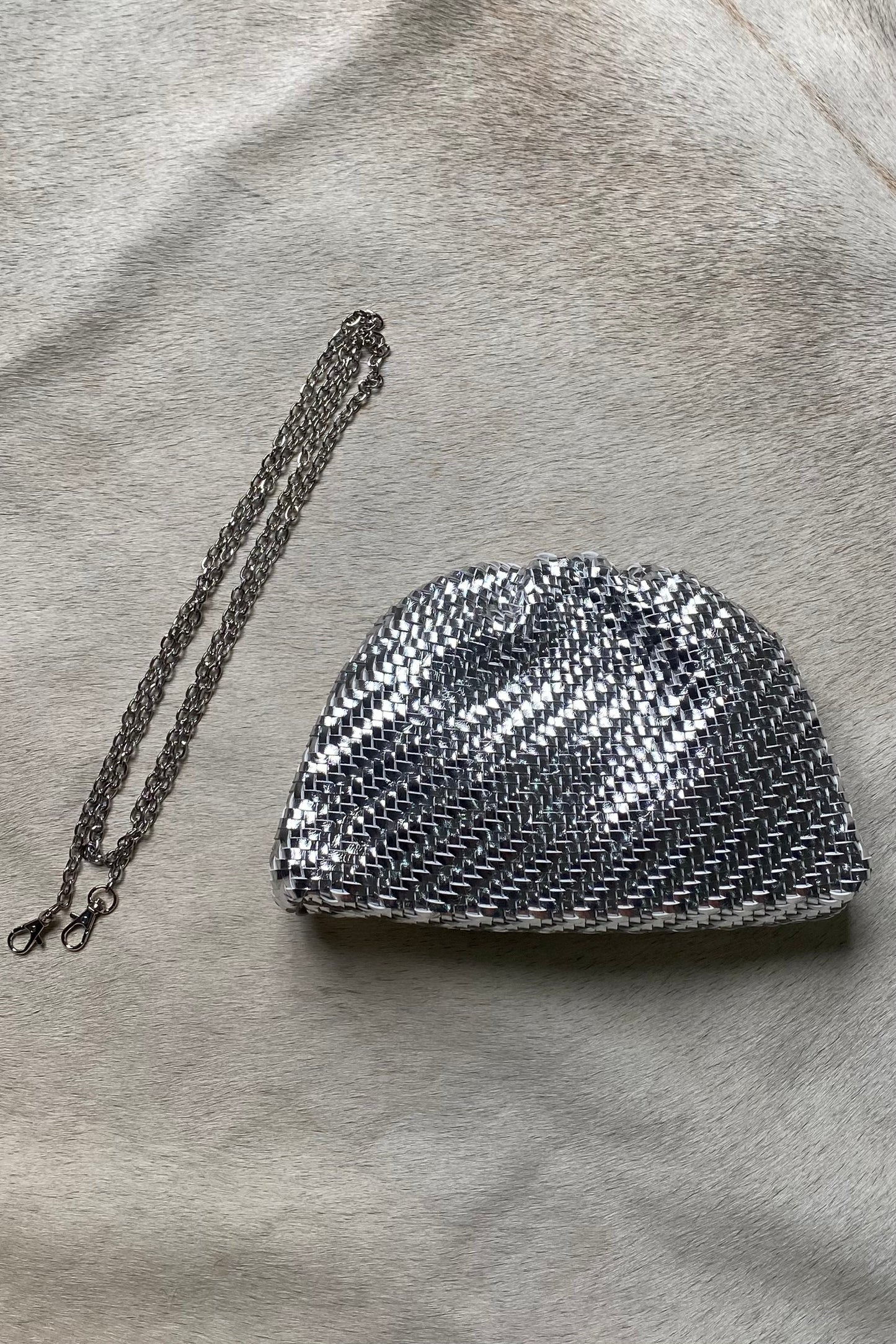 METALLIC WOVEN BAG