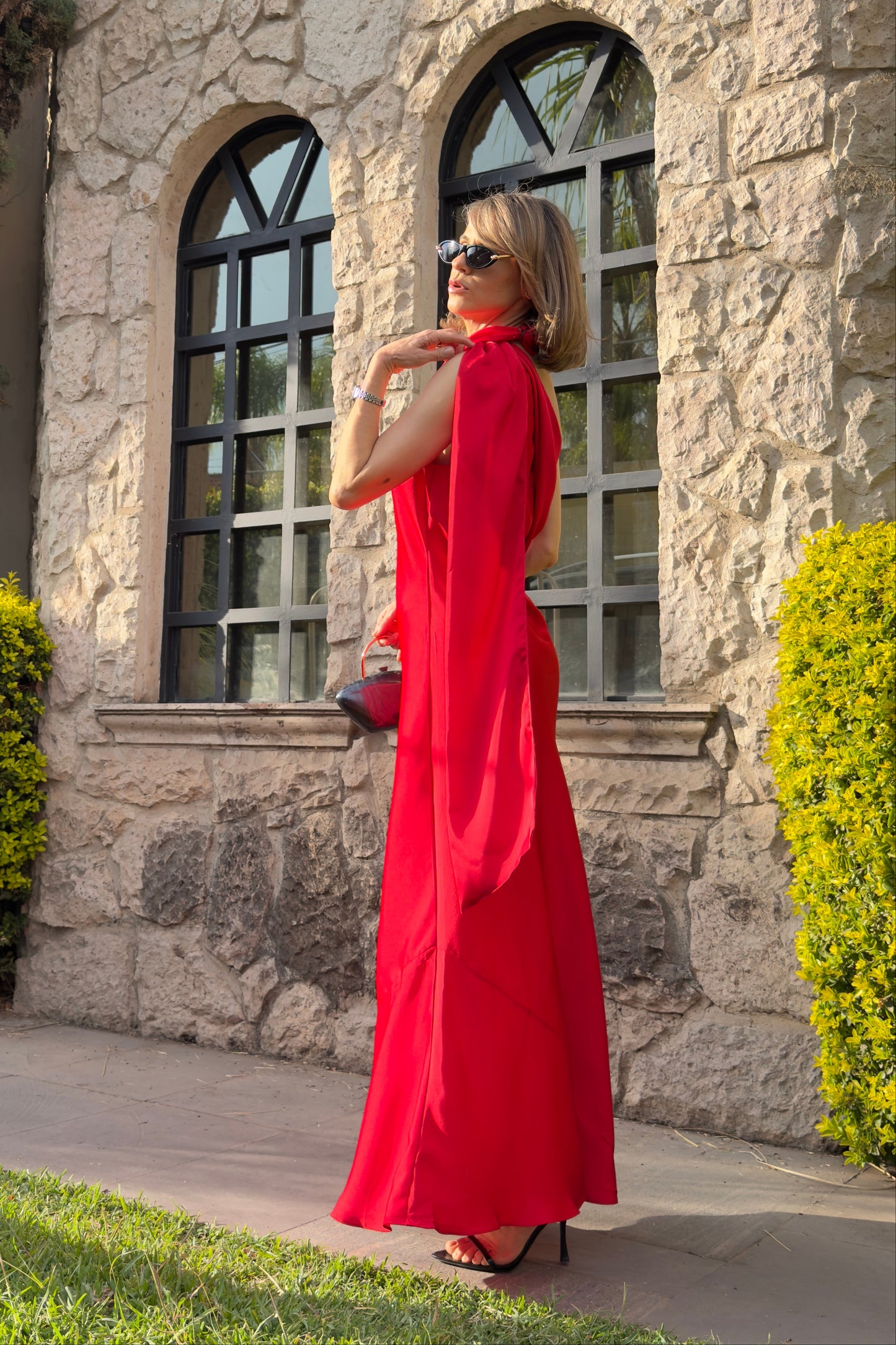 VESTIDO DETALLE CUELLO