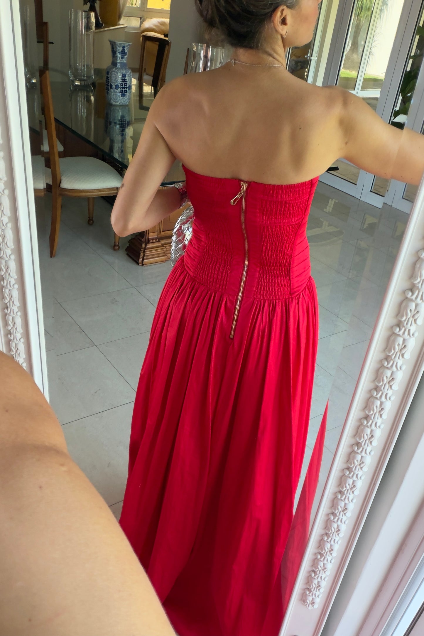 VESTIDO BAJO ASIMETRICO