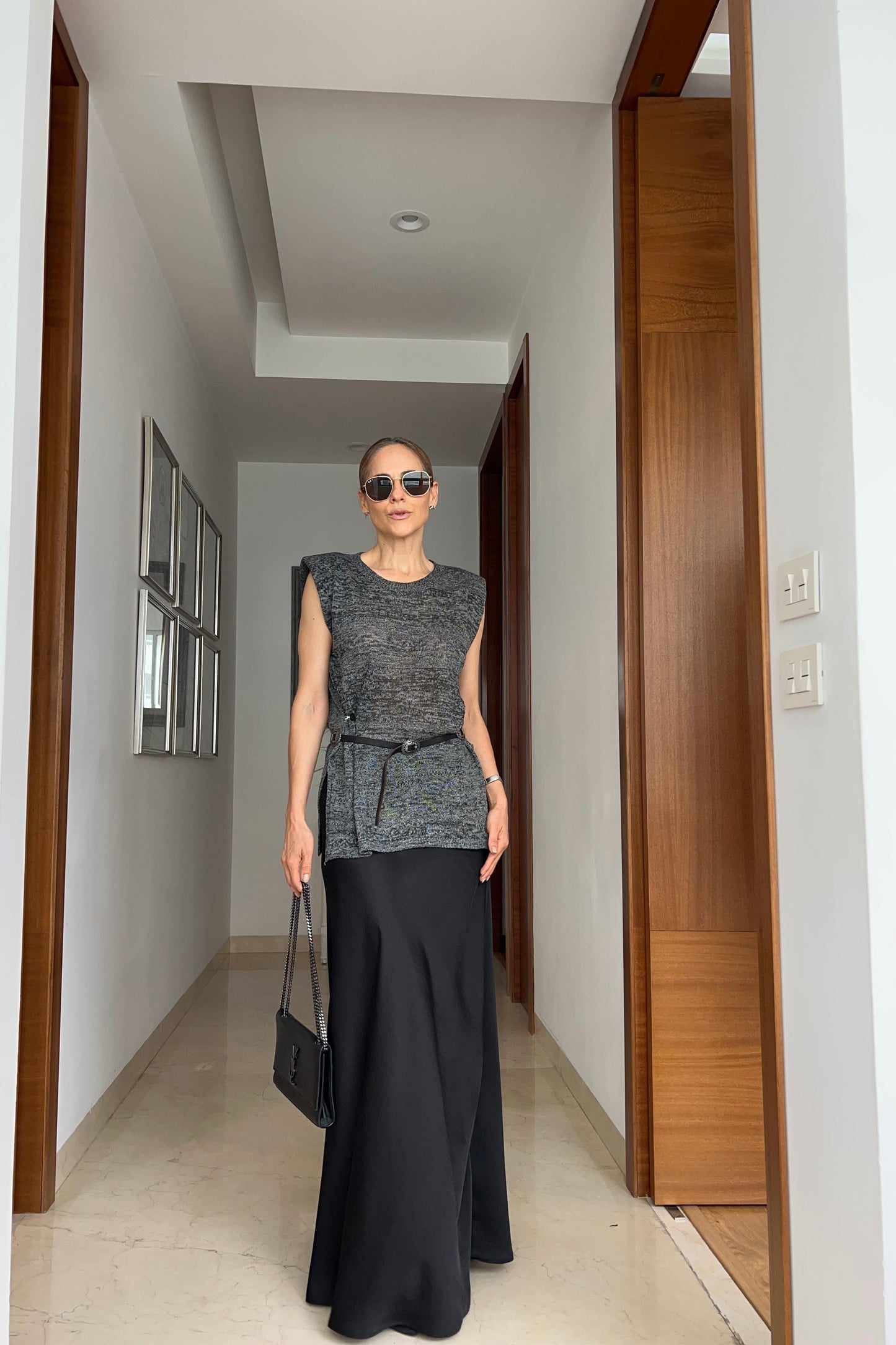 Outfits Blusa Hombreras BLUSA HOMBRERAS – Sthela Co