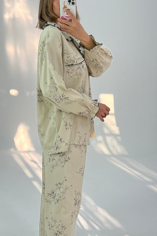 PIJAMA DETALLE SOLAPA