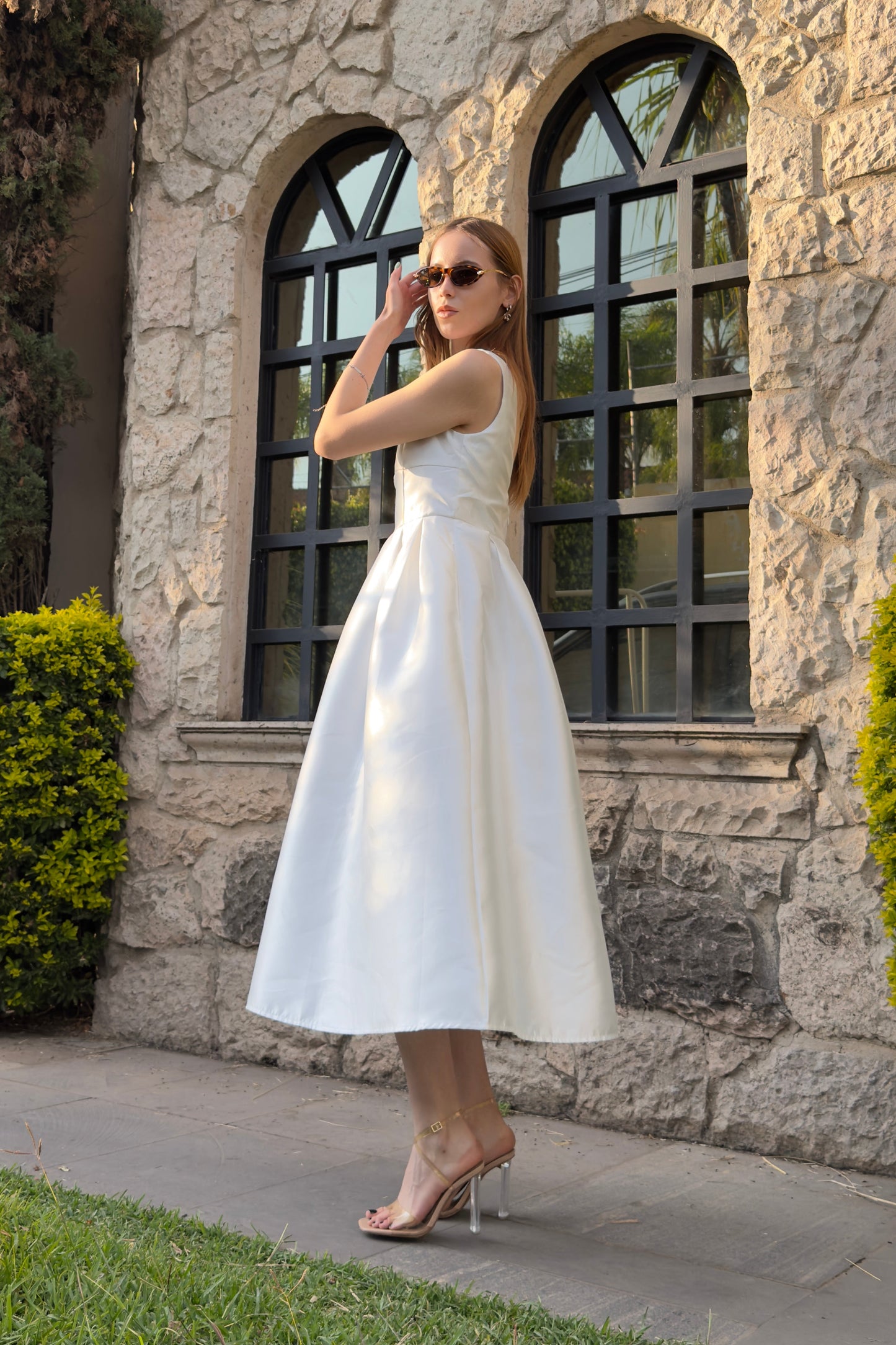VESTIDO CORTE A