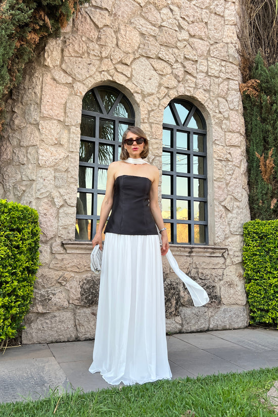 VESTIDO STRAPLESS & CORBATIN