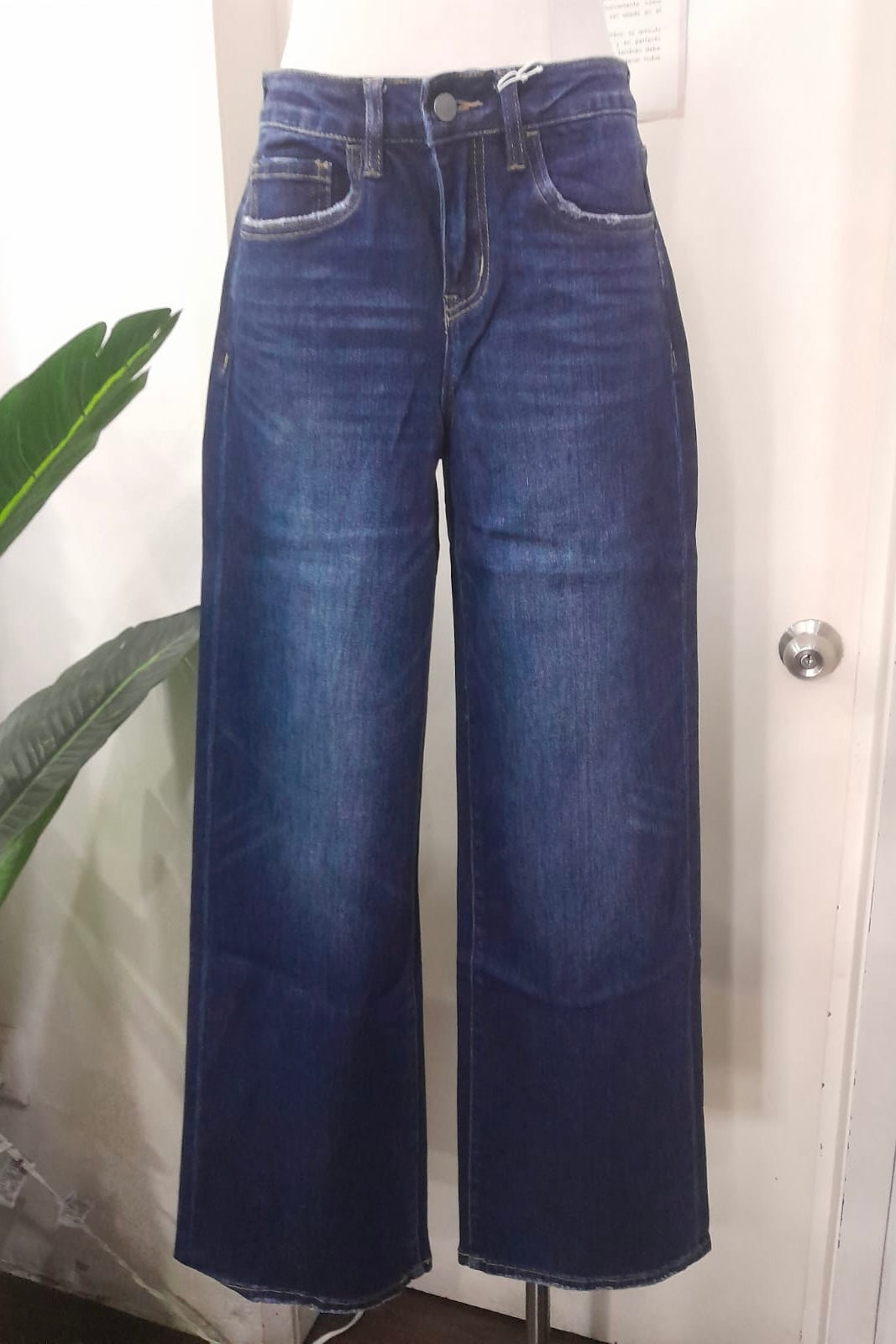 HIGH RISE WIDE LEG JEANS