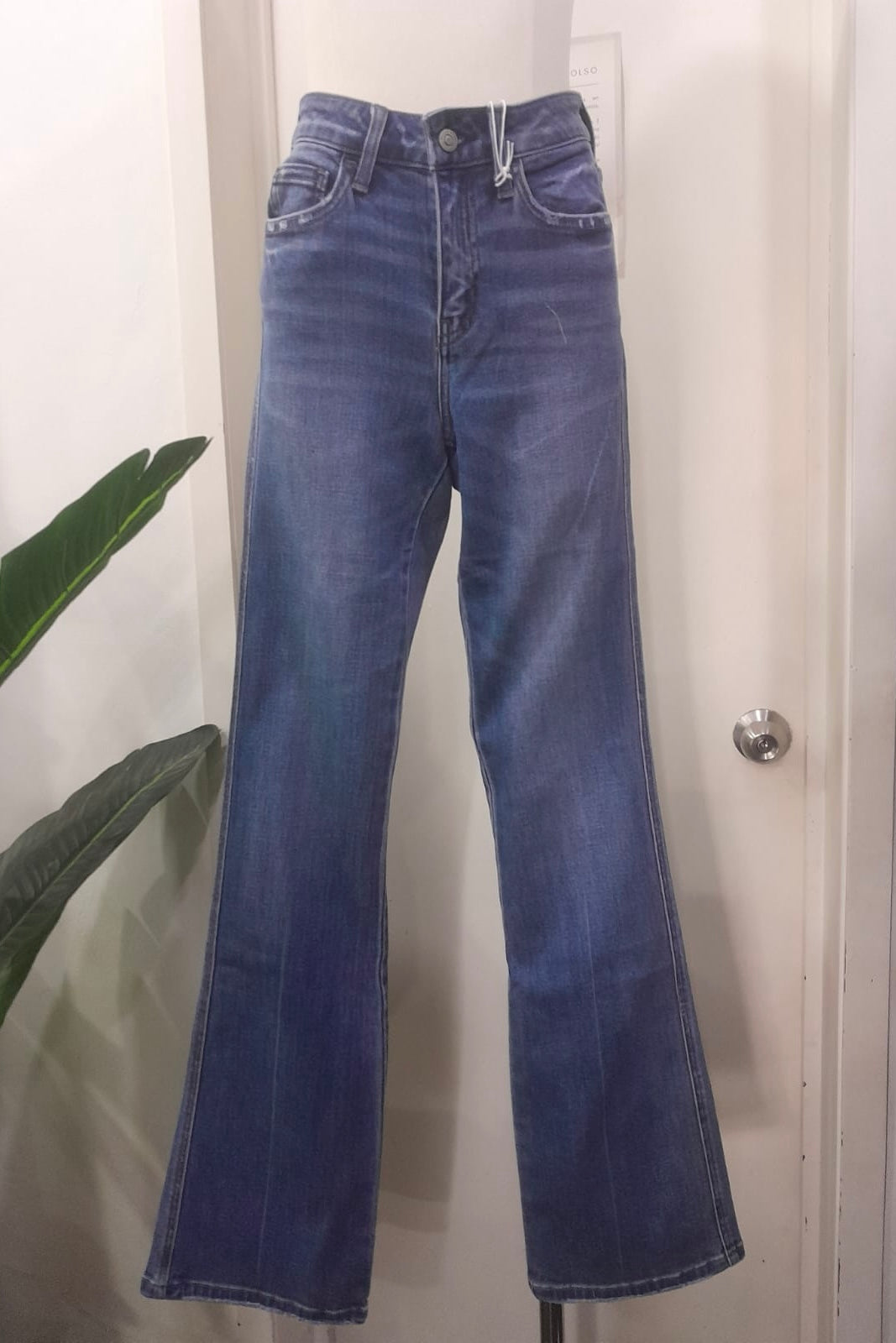 HIGH RISE BOOTCUT JEANS